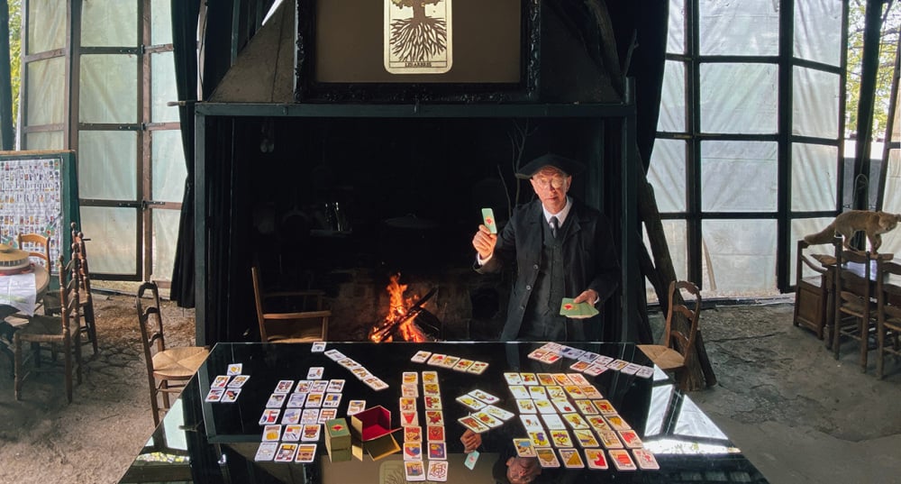 À la Ferme du Bonheur, jusqu'au 28 juin. Conférence-causerie à 20 heures. Ouverture des portes à 19 heures.