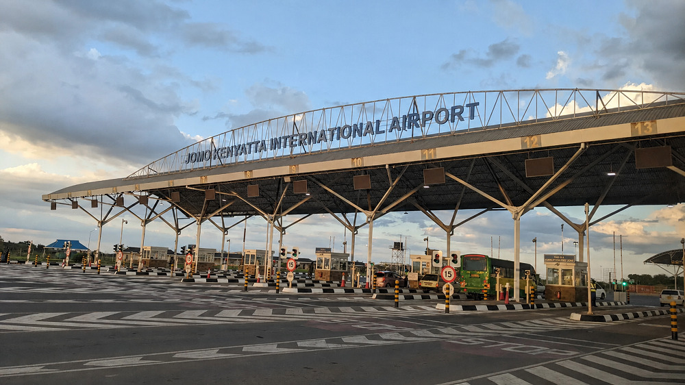 Construit pour traiter environ 8 millions de voyageurs par an, l'aéroport international Jomo Kenyatta en a enregistré 8,8 millions en 2025.