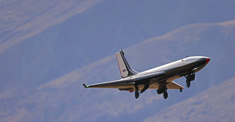 Dawn Aerospace lève 25 millions de dollars.