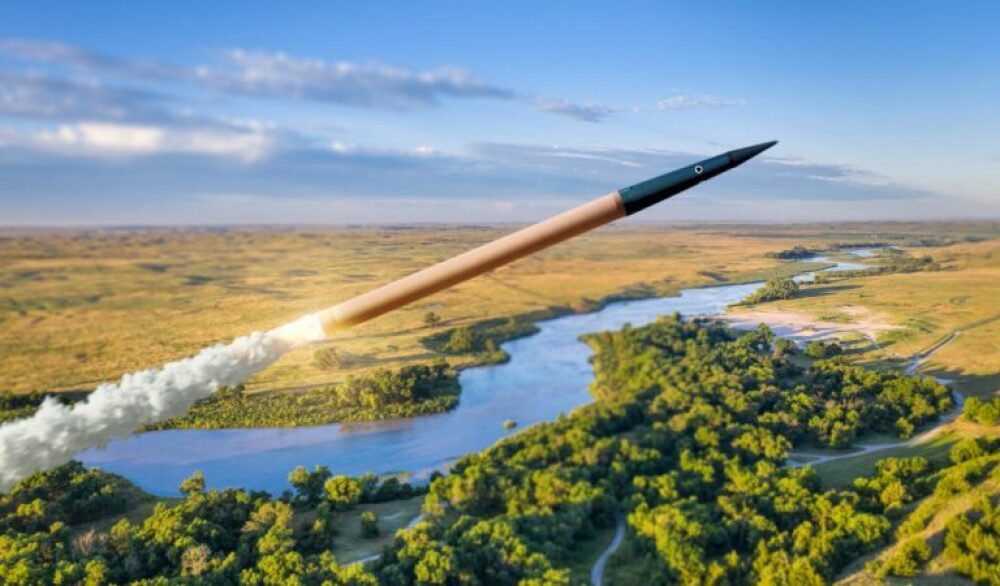 Lockheed Martin doit augmenter la production de munitions telles que les missiles d'interception de défense aérienne.
