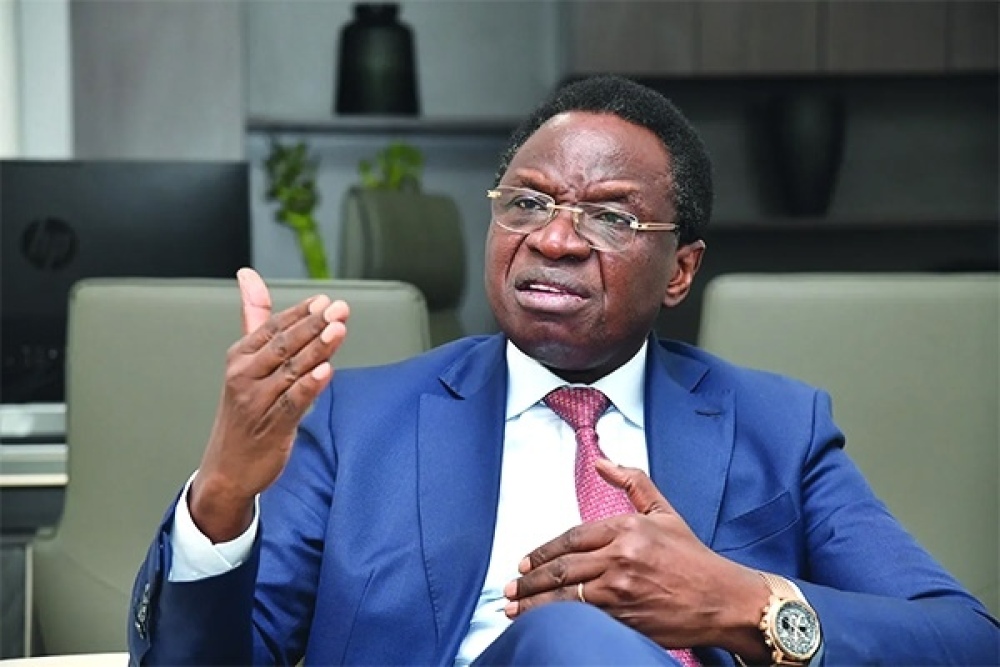 Serigne Gueye Diop, ministre sénégalais de l’Industrie et du Commerce n’exclut plus une renégociation de la dette.