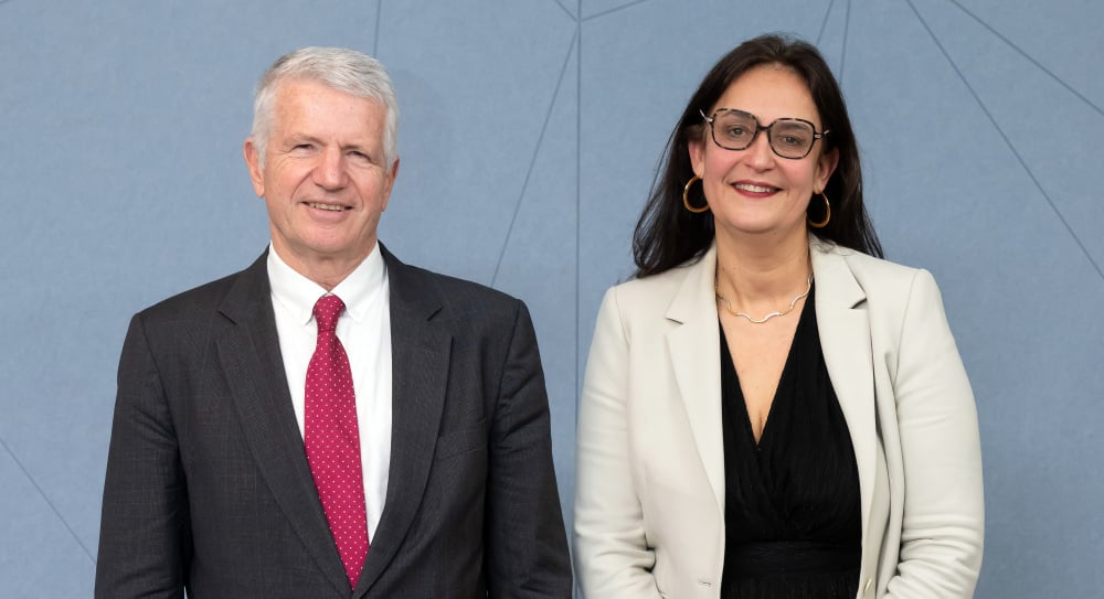 Patricia FERRAND (CFDT), presidente de l’Unedic mandature 2026-2028 - Jean Eudes TESSON (Medef), vice-président de l’Unedic mandature 2026-2028.