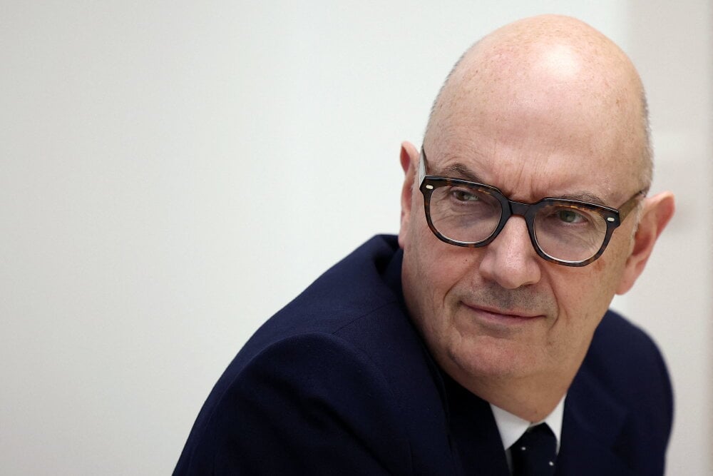 Roland Lescure, ministre français de l'Économie, des Finances et de la Souveraineté industrielle, participe à une conférence de presse à l'issue d'une réunion au ministère des Transports à Paris (France), le 6 mai 2026.