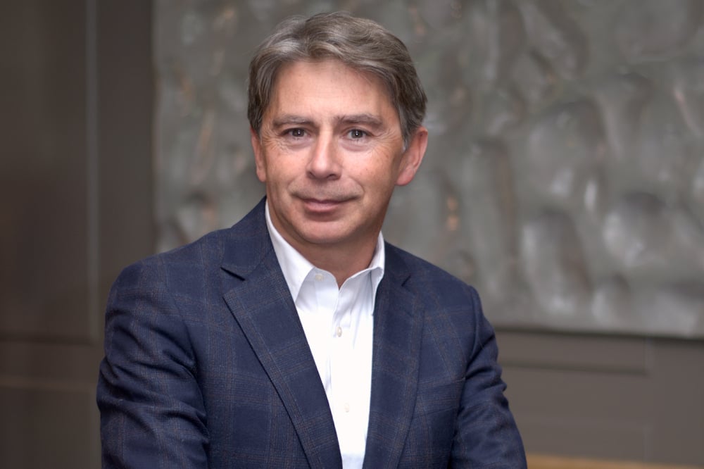 Brice Soccol, politologue et essayiste, auteur de "L'écharpe et les tempêtes", coécrit avec Frédéric Dabi et publié aux Editions de l'Aube.