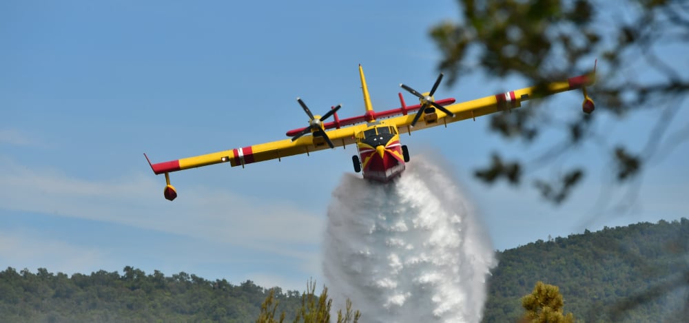 Plus que le nombre de Canadair, c’est leur disponibilité qui pose problème.