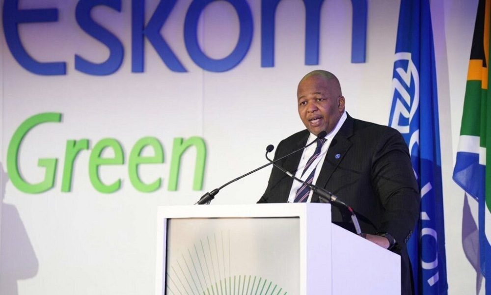 Eskom a conçu 17 projets prioritaires d’énergies renouvelables et de stockage sur le périmètre de ses centrales à charbon, avec une capacité cumulée visée de 6 GW d’ici 2030.