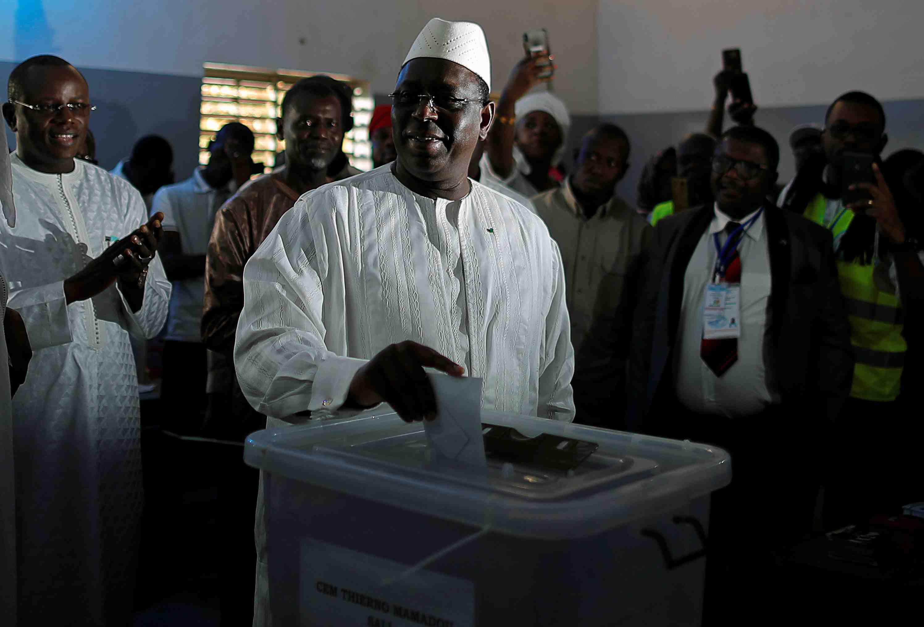 Senegal: le president macky sall compte remporter un second mandat