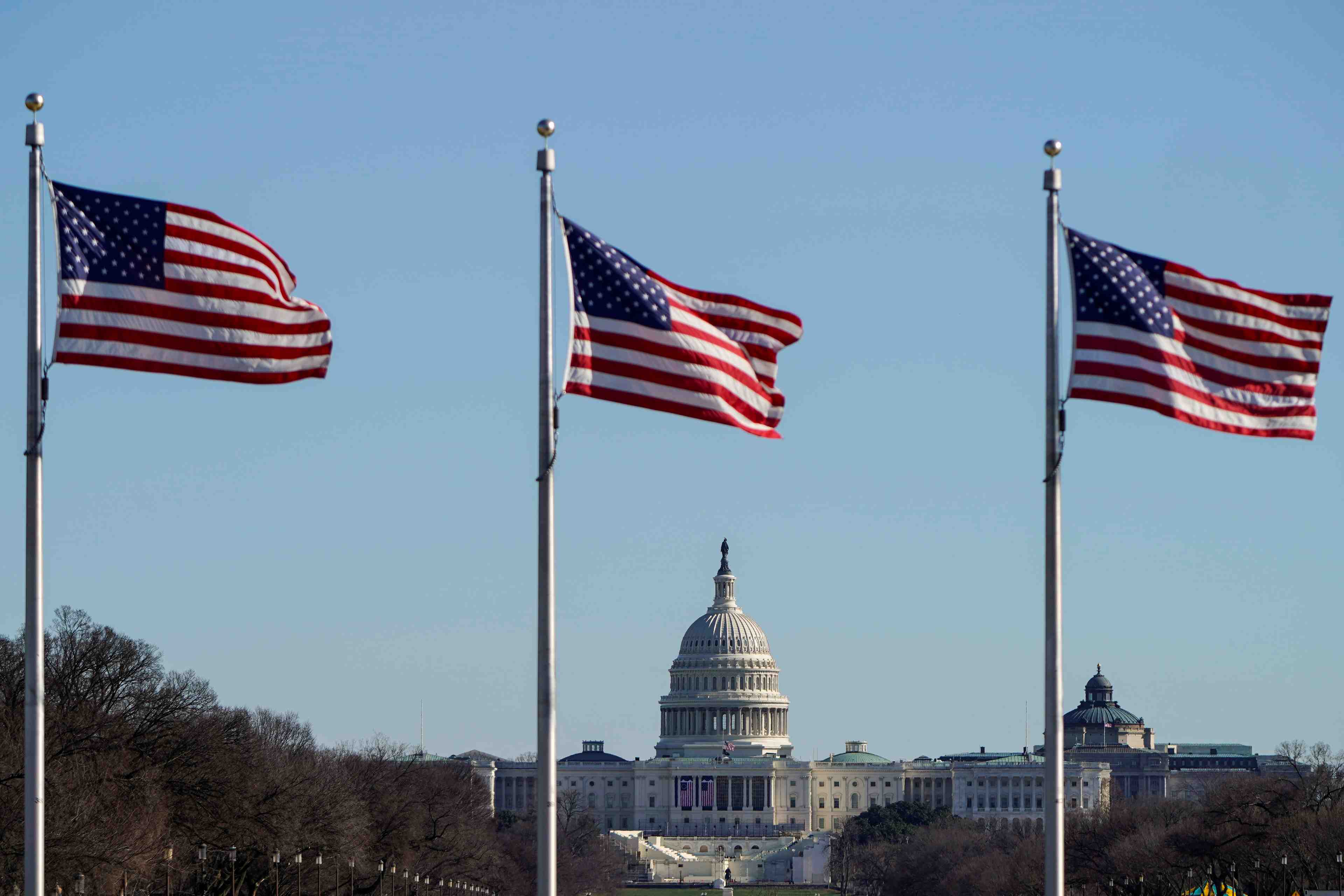 Usa: trump accepte une part de responsabilite pour l'emeute au capitole