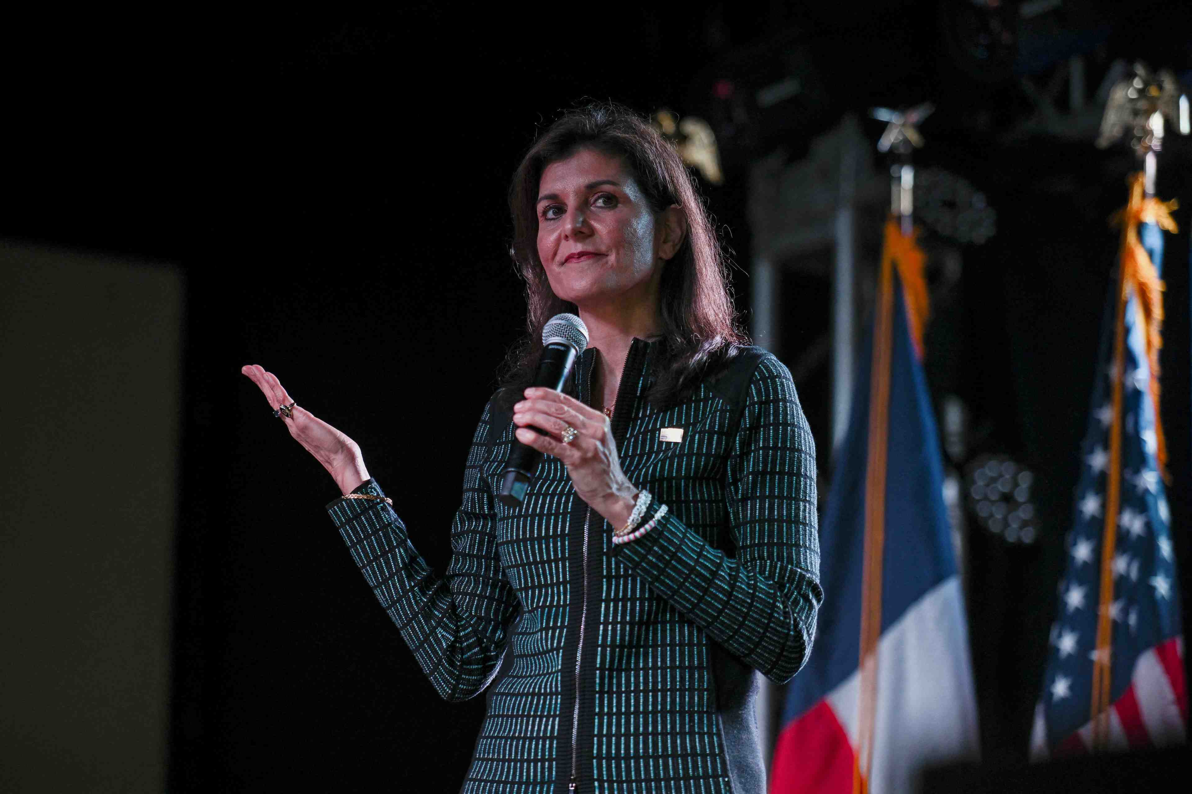 La candidate republicaine a la presidence, nikki haley, organise un evenement de campagne a houston