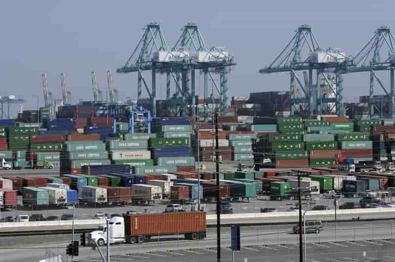 Les etats-unis creusent leur deficit commercial
