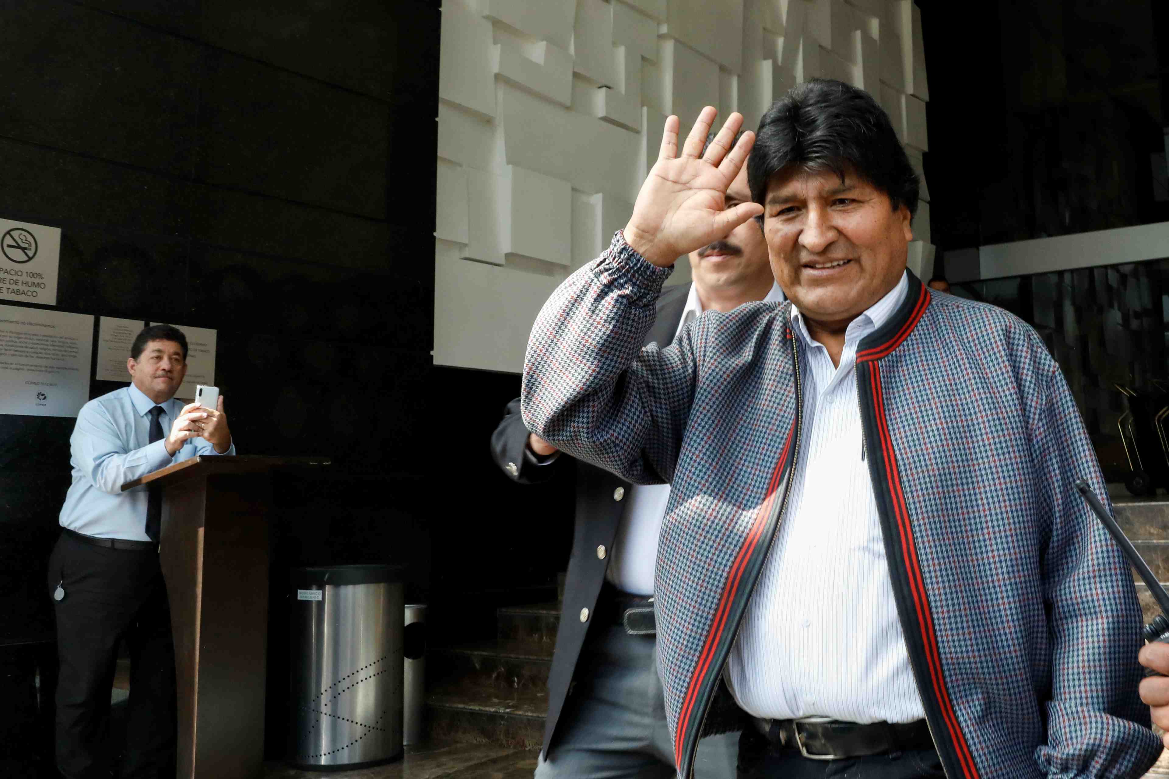 Le gouvernement provisoire de bolivie accuse morales de sedition et terrorisme