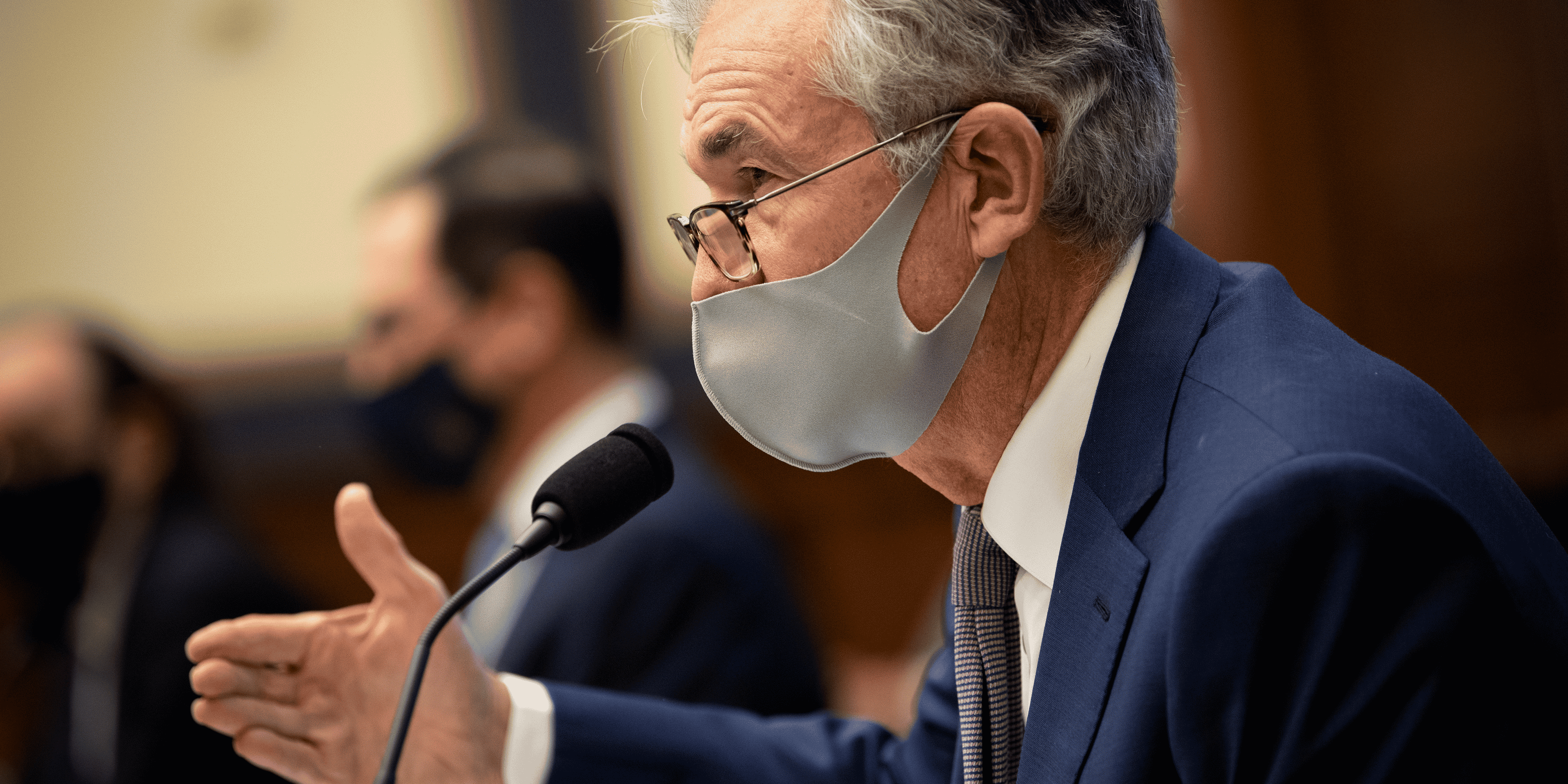 Usa: le chemin vers la reprise demeure seme d'embuches, selon powell