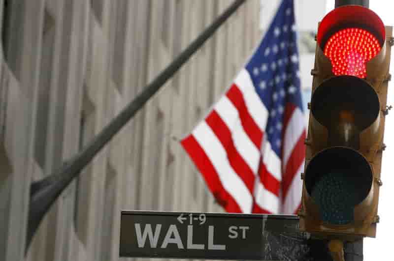 Cloture en legere baisse des marches americains
