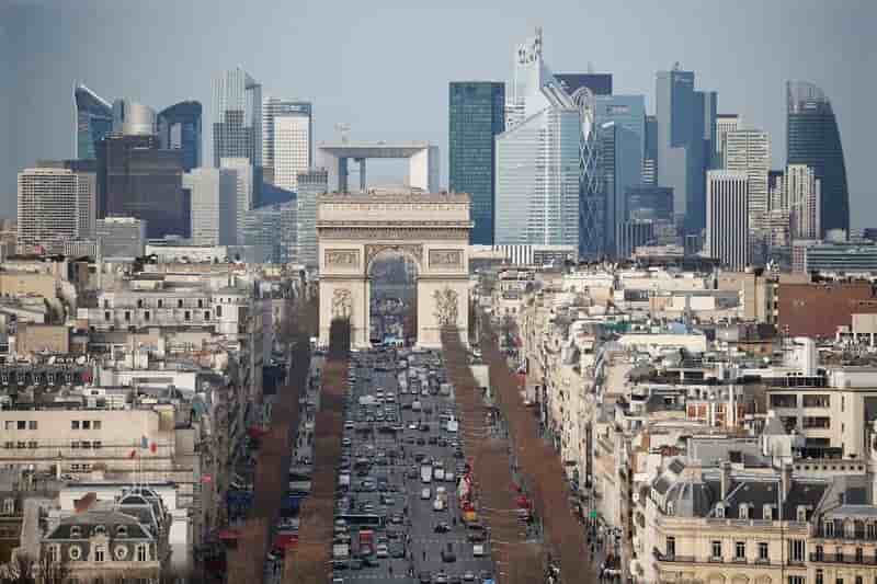 Reunion des rivaux libyens mardi a paris