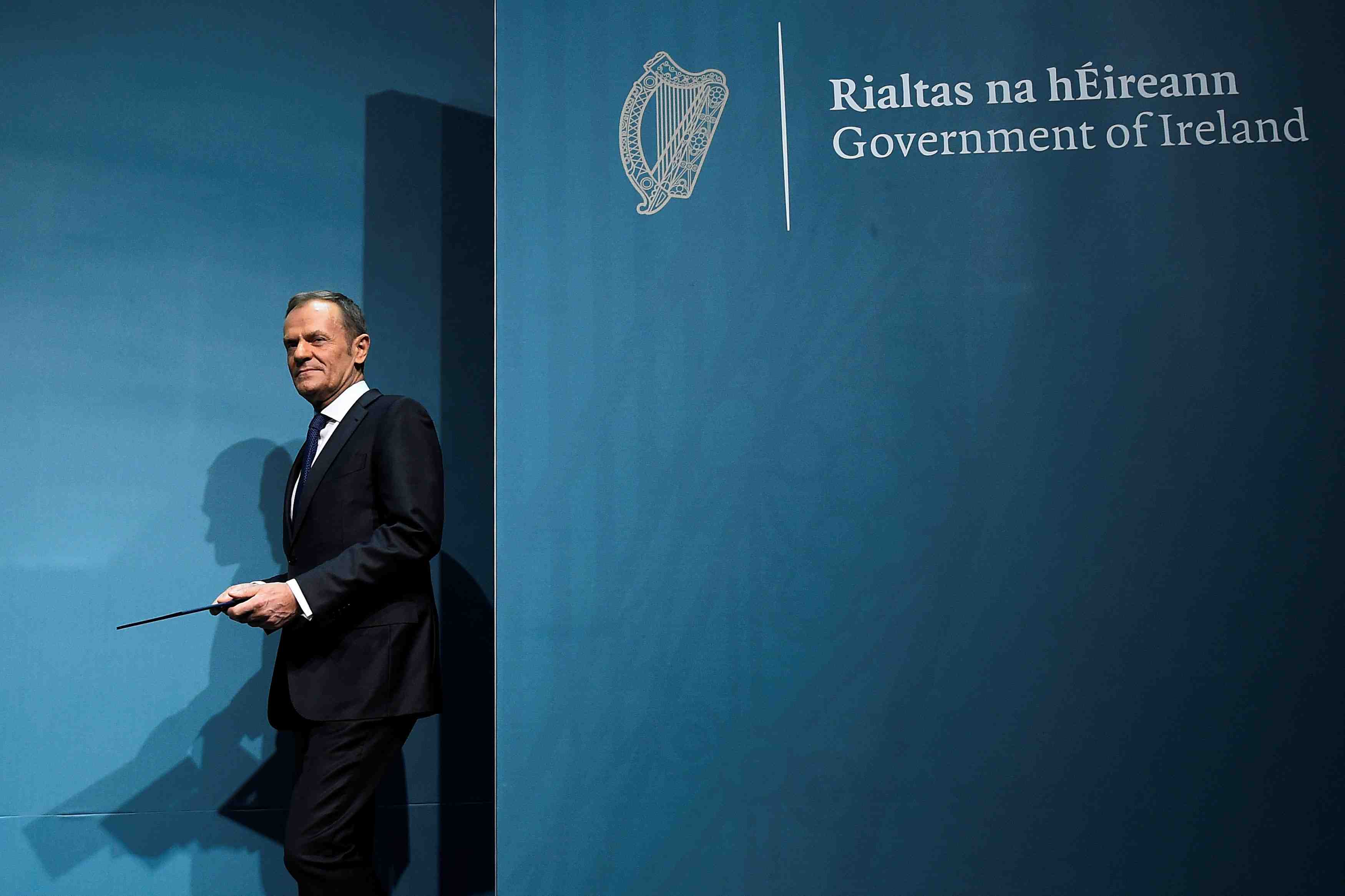Brexit: tusk attend de londres une proposition "realiste" sur l'irlande