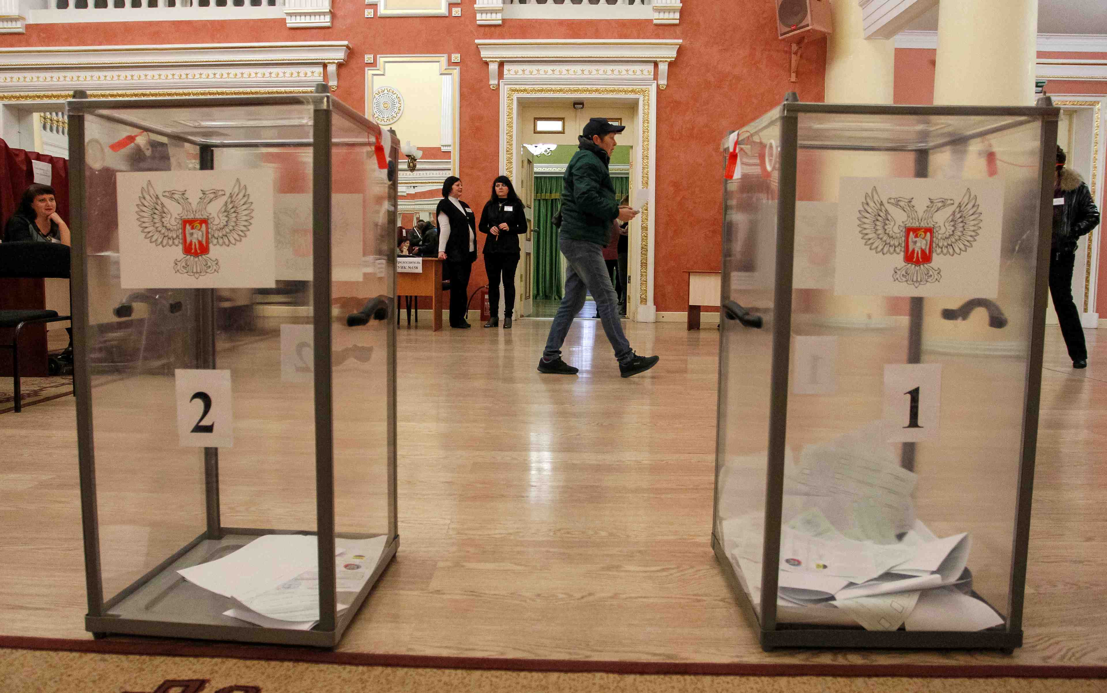Elections dans les territoires separatistes de l'est de l'ukraine