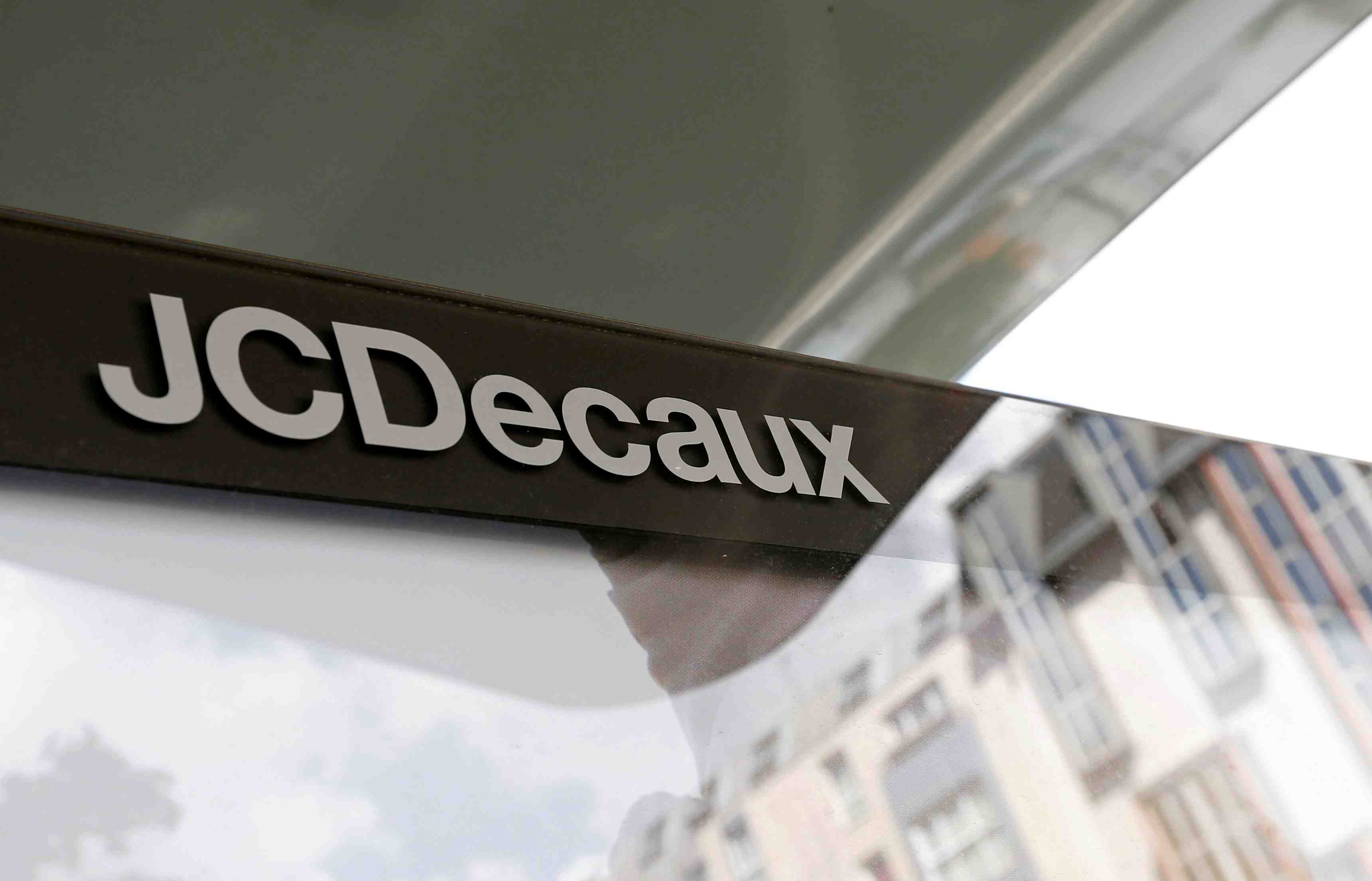Jcdecaux grimpe apres un quatrieme trimestre bien meilleur que prevu