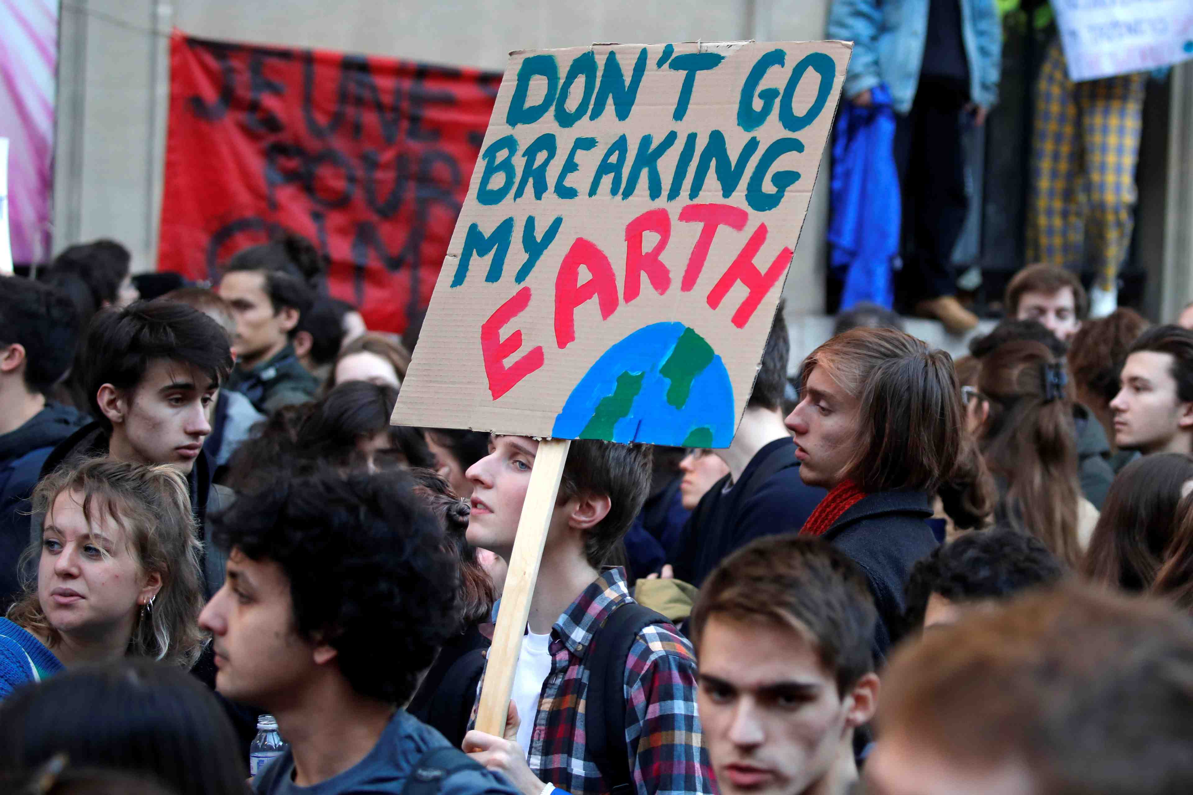 Greve scolaire mondiale pour le climat vendredi