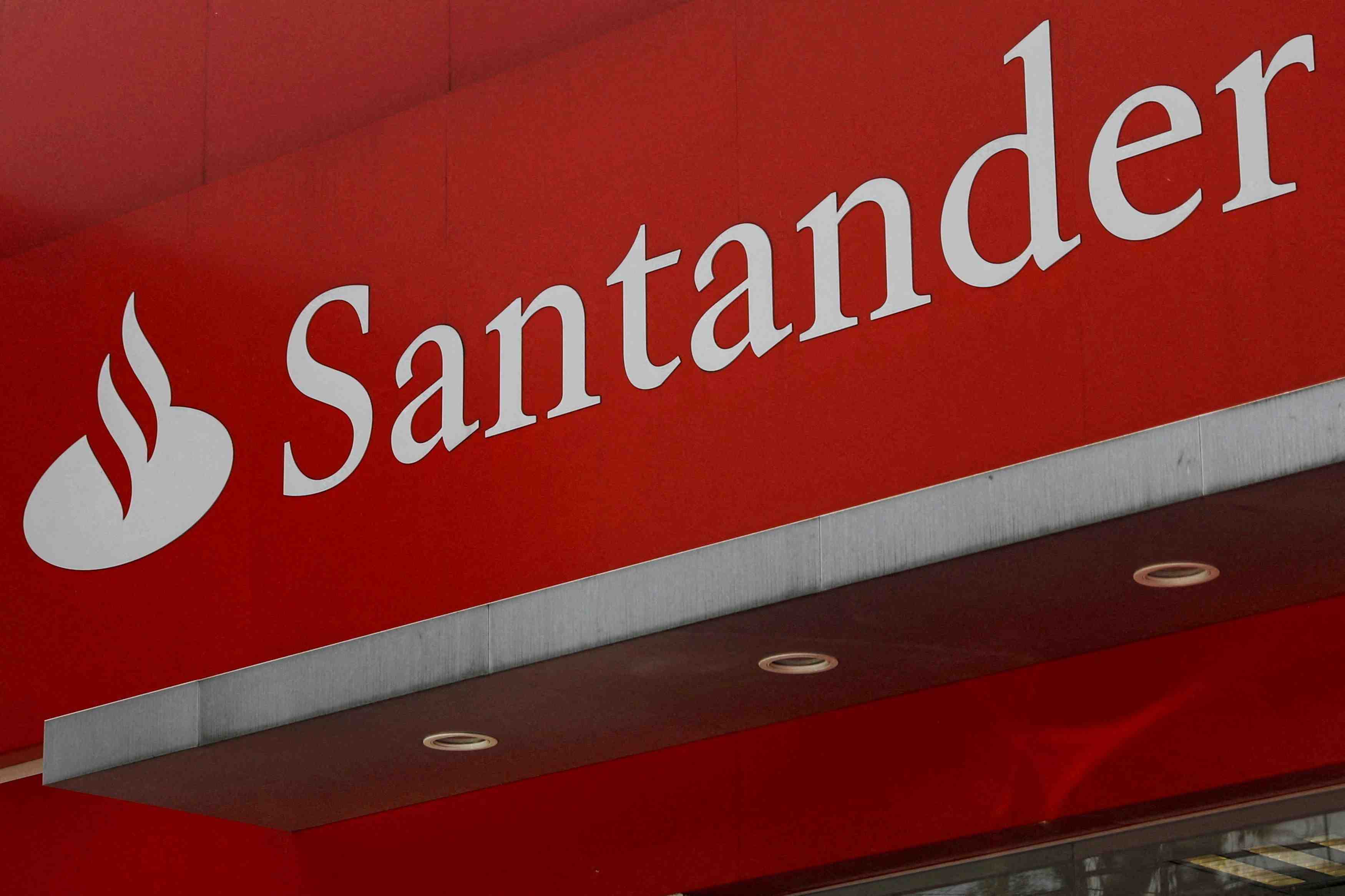 Santander a fait appel dans le conflit l'opposant a andrea orcel