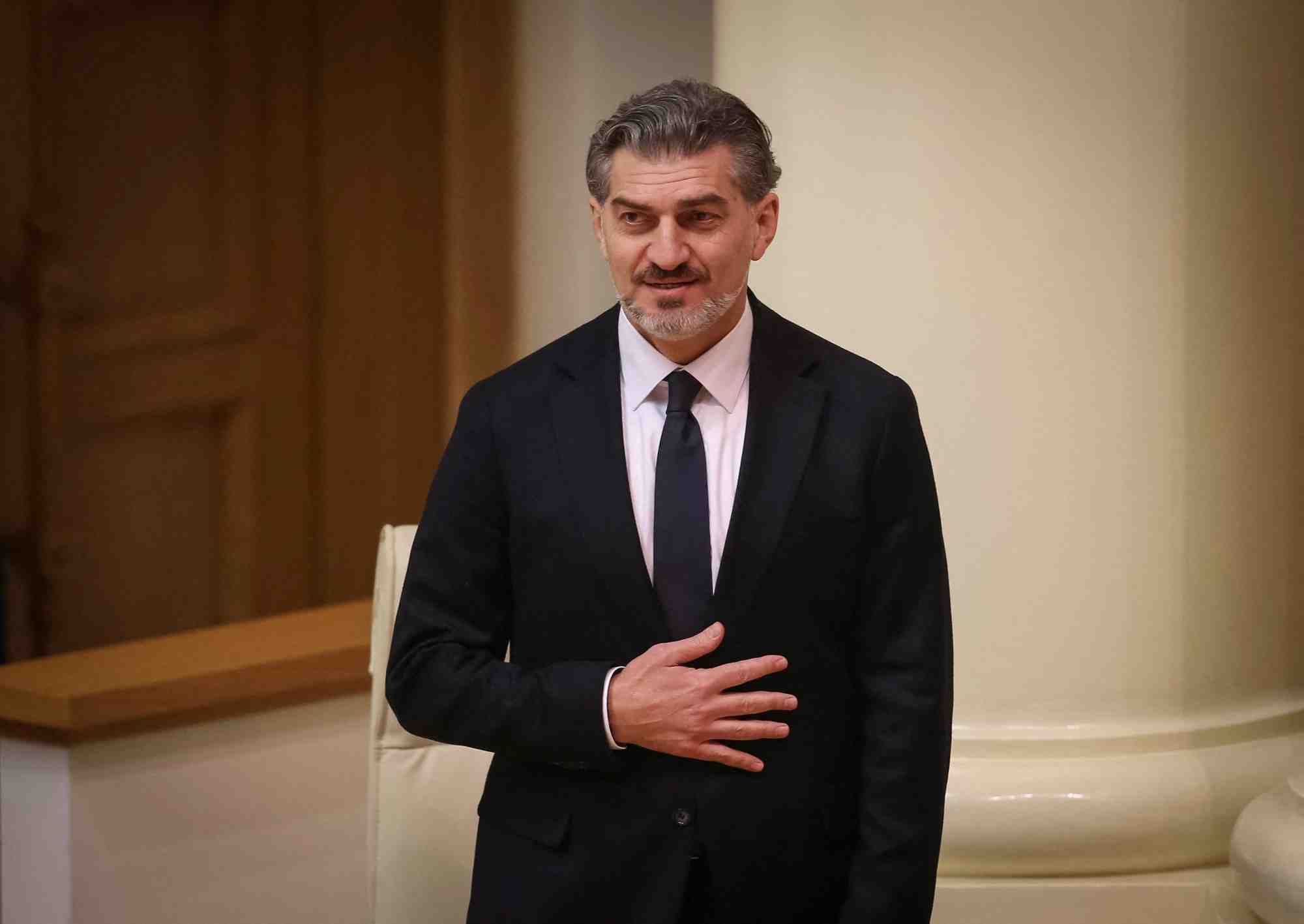 Le parlement georgien elit mikheil kavelashvili comme nouveau president