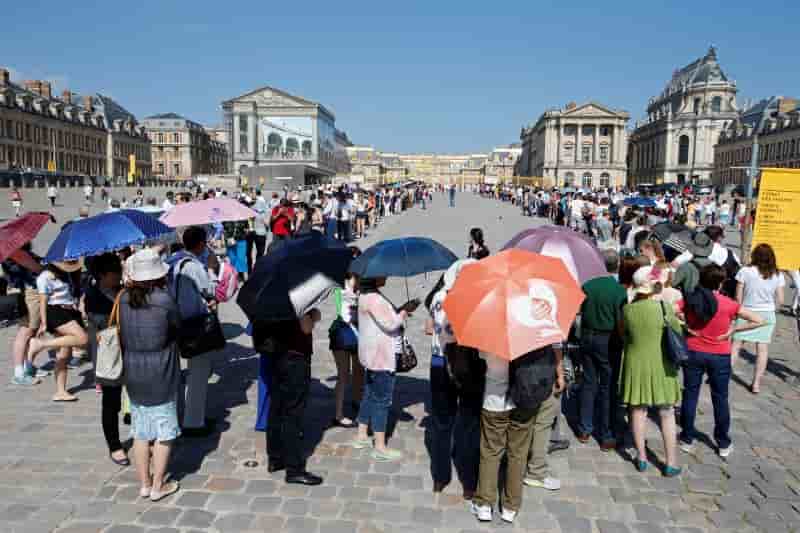 Hausse de 0,9% du nombre de touristes etrangers en france en 2015