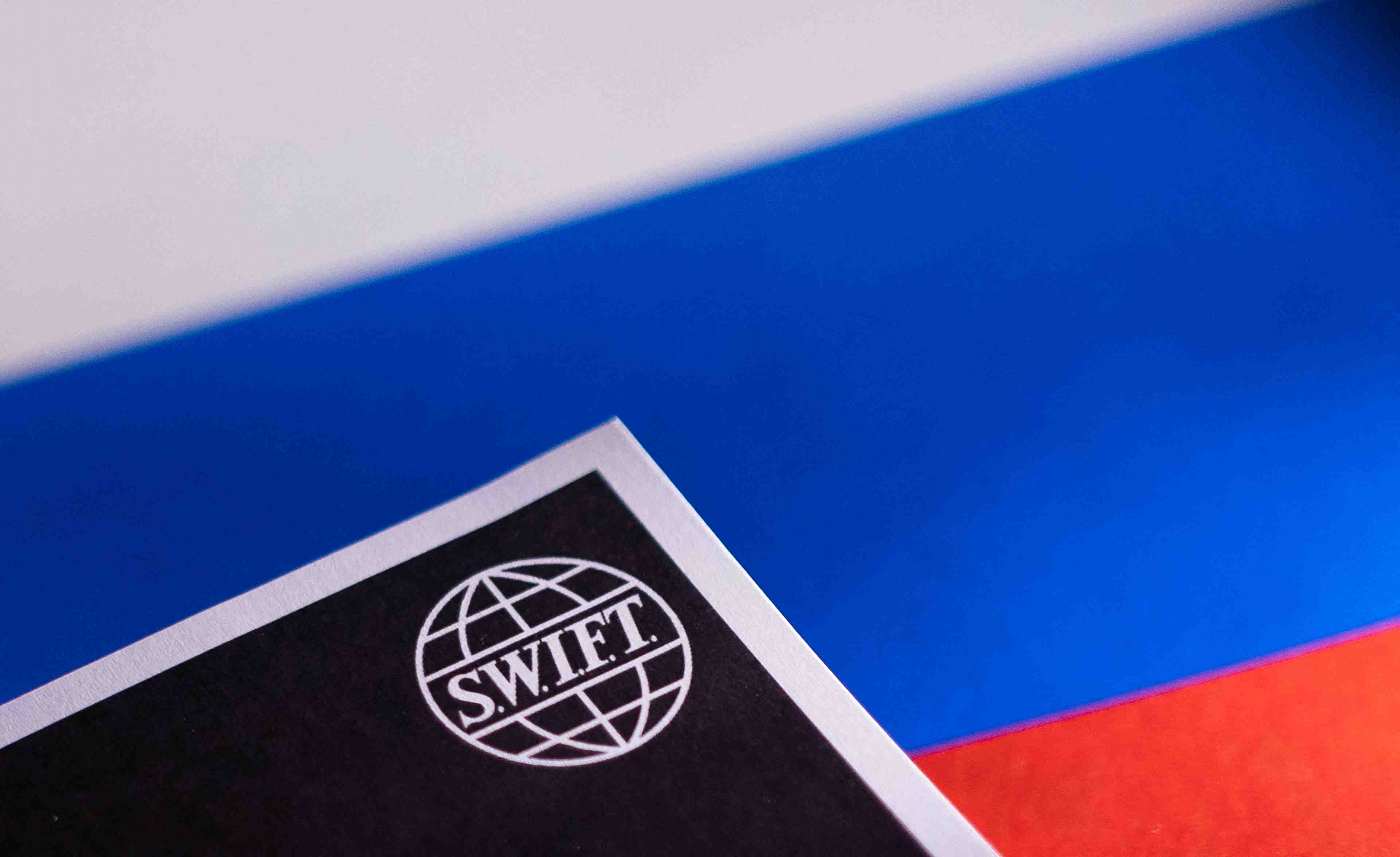 Sans swift, les exportations de matieres premieres russes vont souffrir
