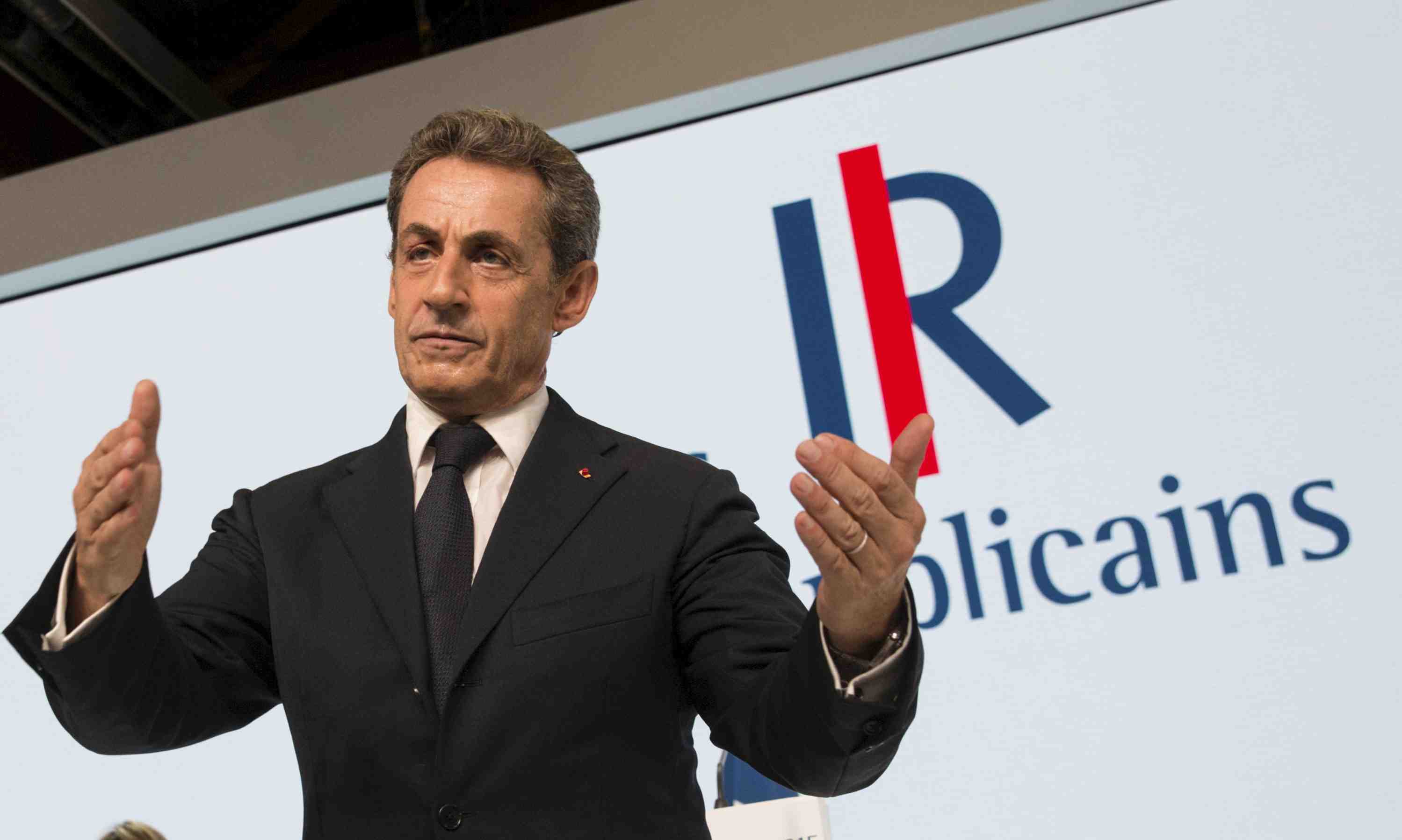 Nicolas sarkozy accuse alexis tsipras d'irresponsabilite