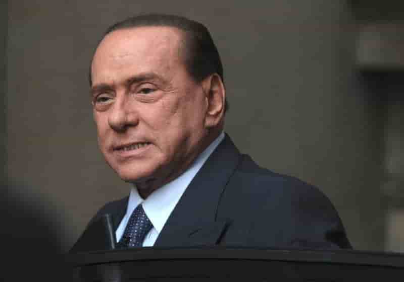 Silvio Berlusconi demande une grâce présidentielle