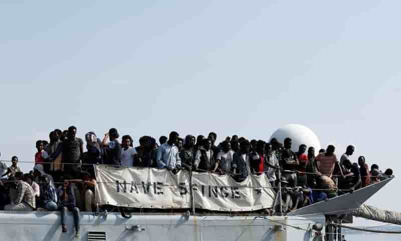 Demantelement d'un reseau de passeurs de migrants en italie