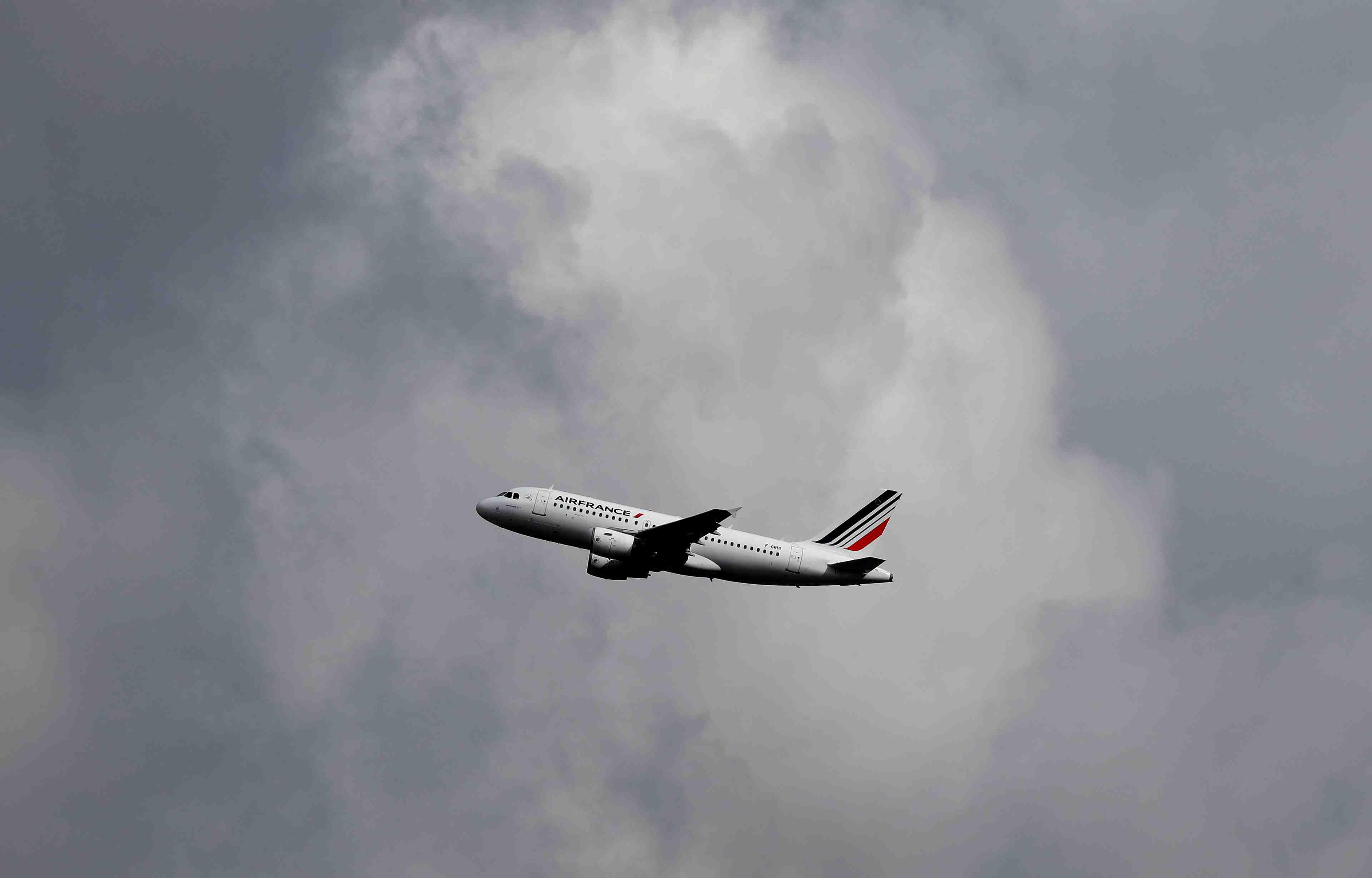 Air france: pas de nouveau preavis de greve en vue selon les syndicats