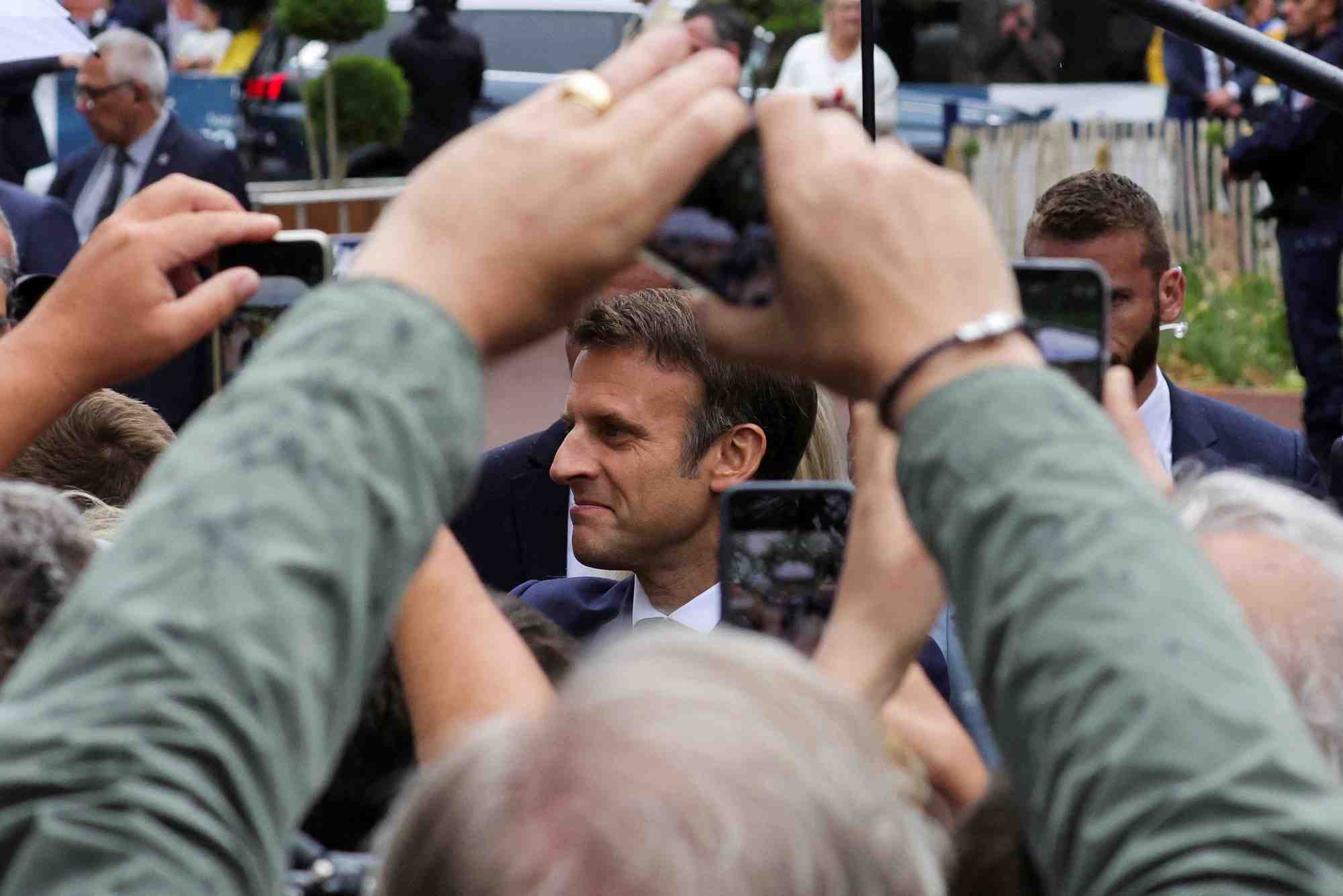 Lourd desaveu pour macron, pari gagne pour la nupes, percee du rn