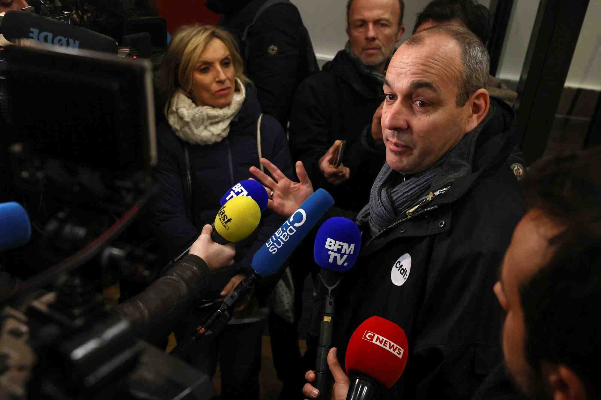 Le secretaire general cfdt, laurent berger, avant une manifestation contre le plan de reforme des retraites du gouvernement, a paris