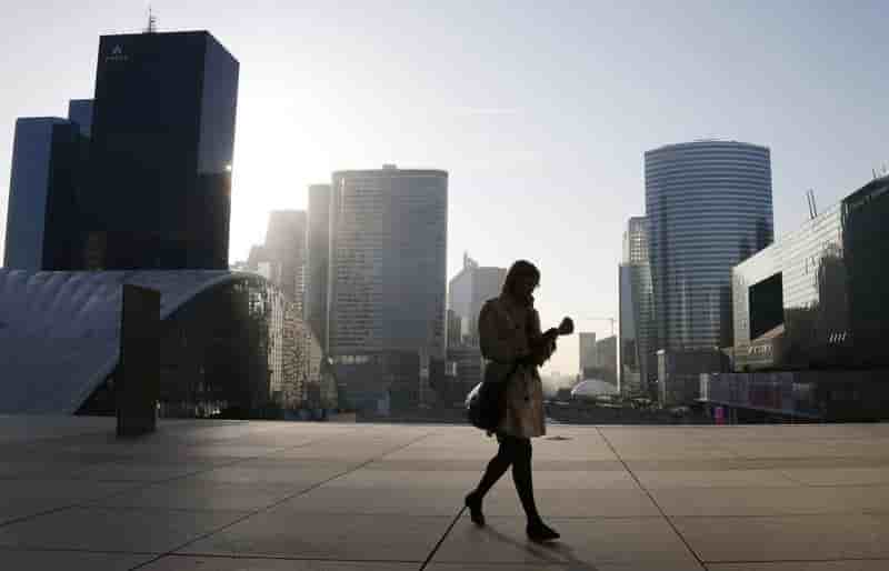 Baisse des déclarations d'embauche en octobre en France