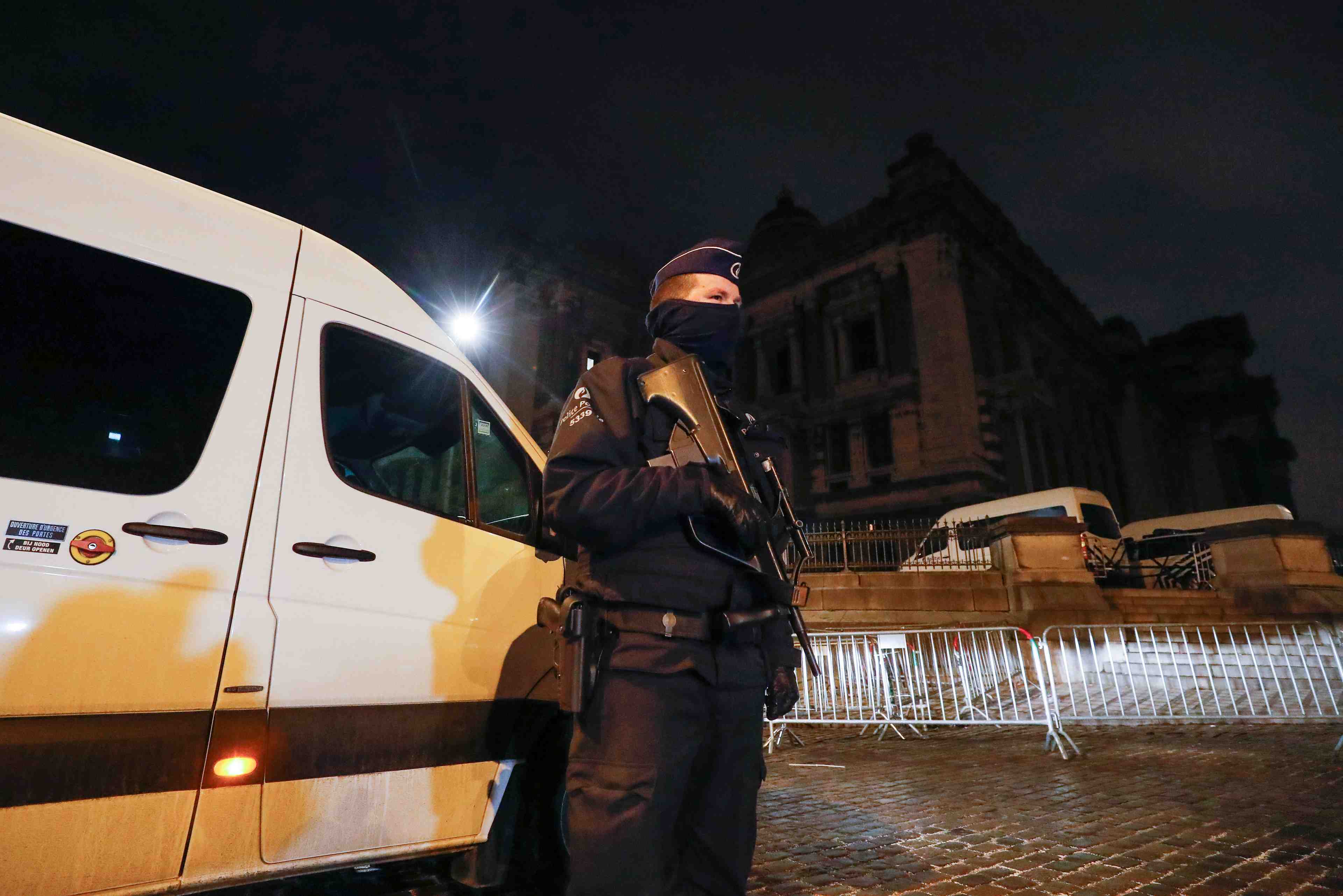 Le proces de salah abdeslam s'est ouvert a bruxelles