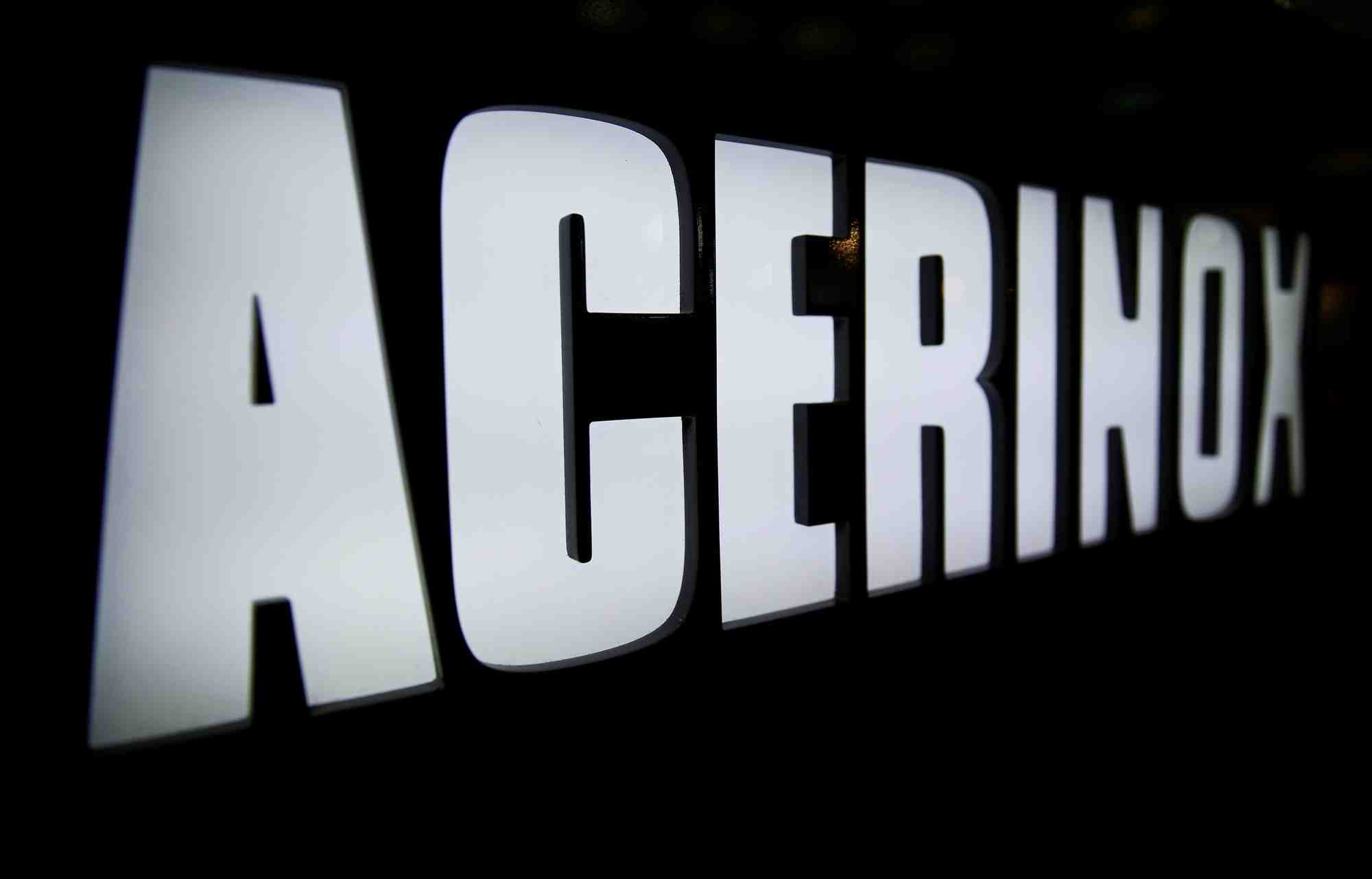 Le conseil d'acerinox met fin aux discussions avec aperam