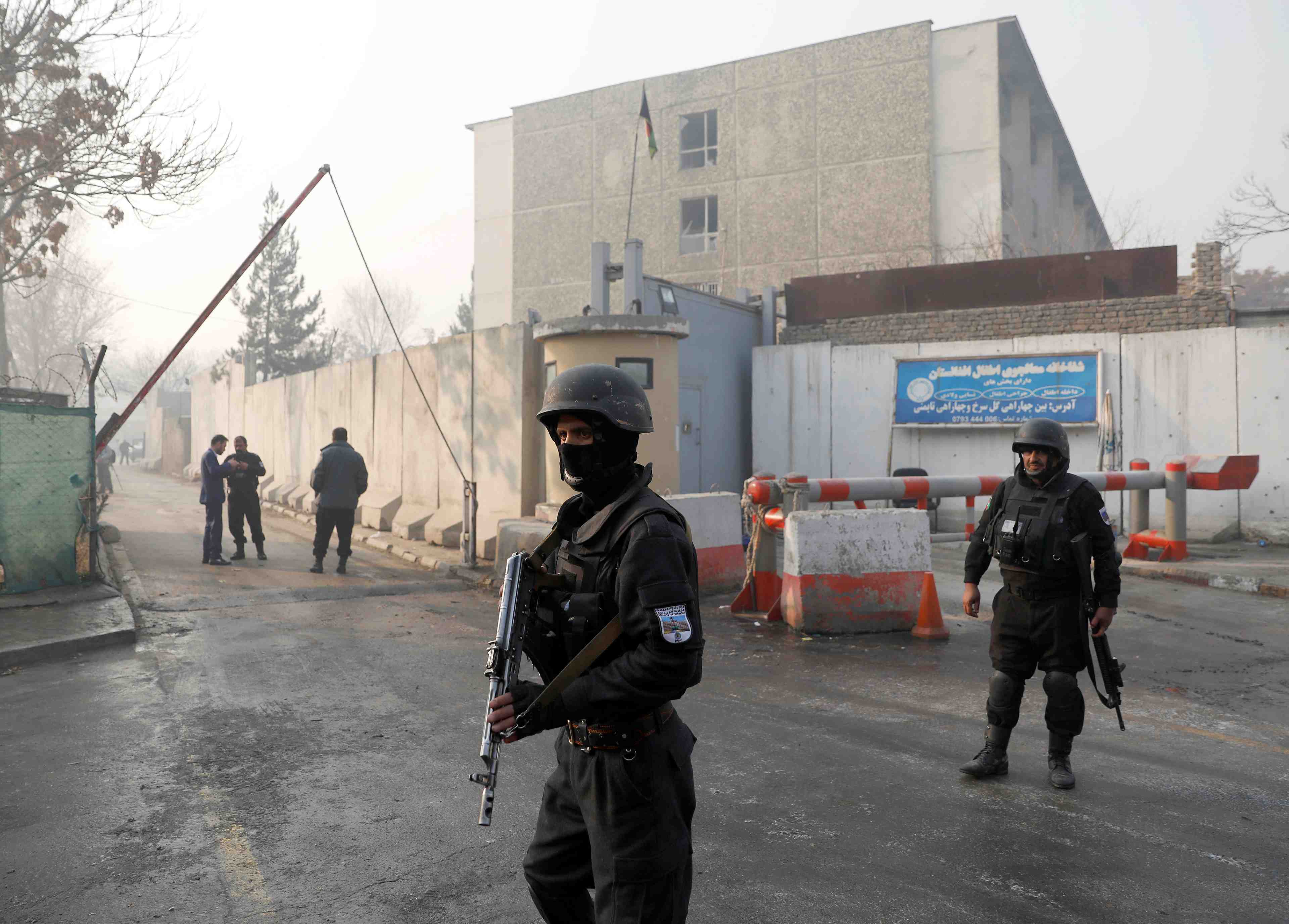 L'attaque d'un complexe gouvernemental fait 43 morts a kaboul