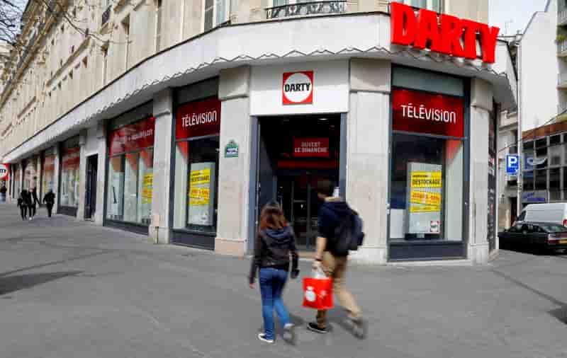 La fnac dit s'etre assure 45,57% des actions darty