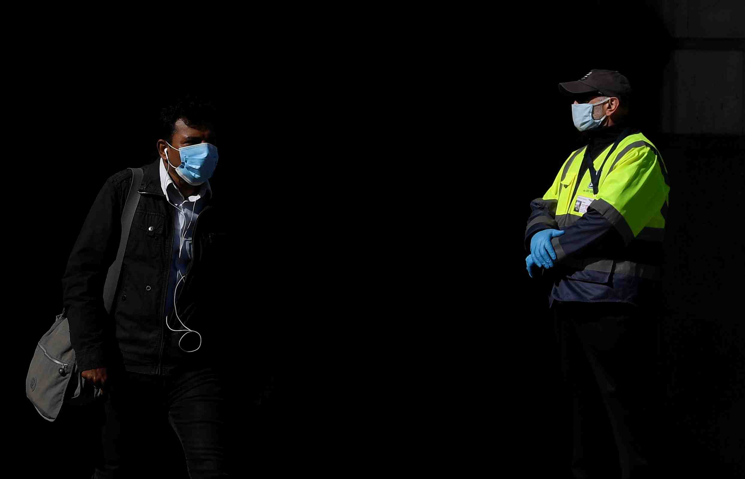 Le coronavirus a fait 160 morts supplementaires en grande-bretagne, qui approche des 35.000 deces