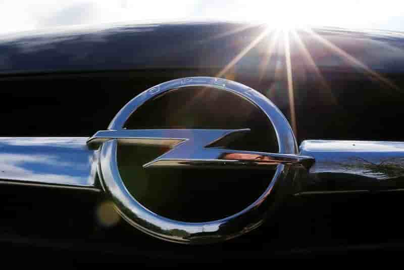 Le directeur des ressources humaines d'opel, ulrich schumacher, quitte le groupe