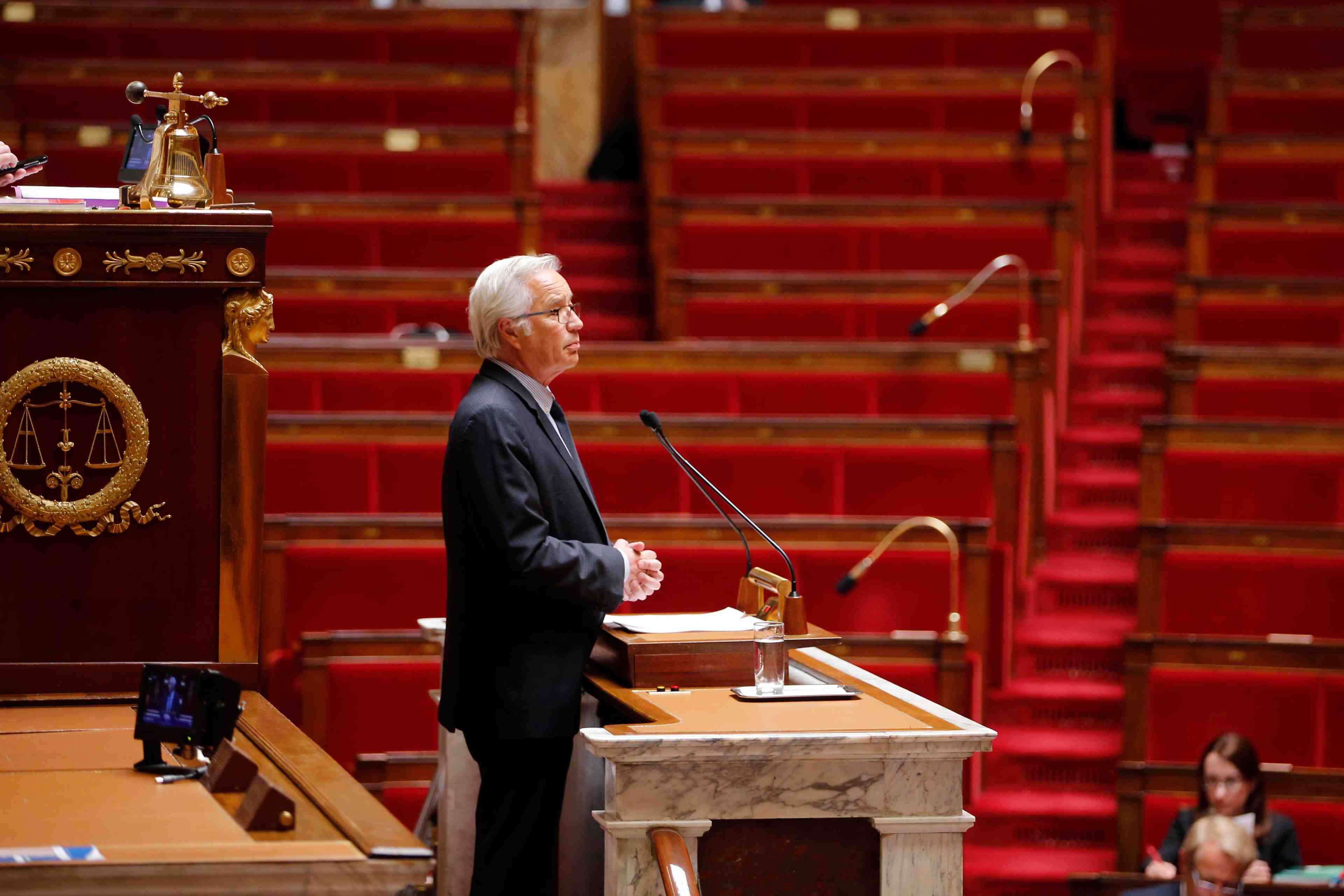 Le projet de loi sur le dialogue social a l''assemblee