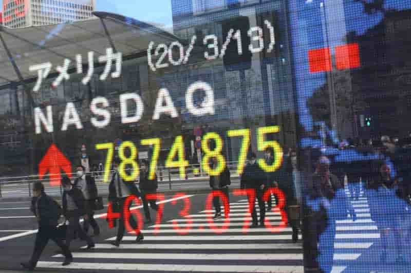 La bourse de tokyo termine en hausse
