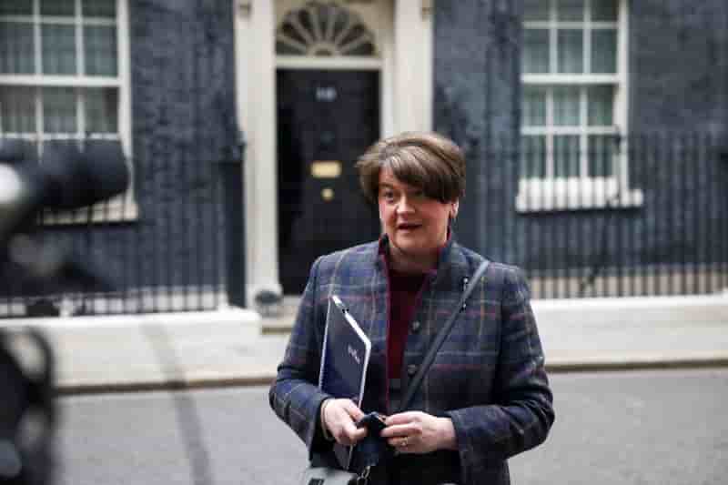 Irlande du nord: demission officielle de la premiere ministre foster