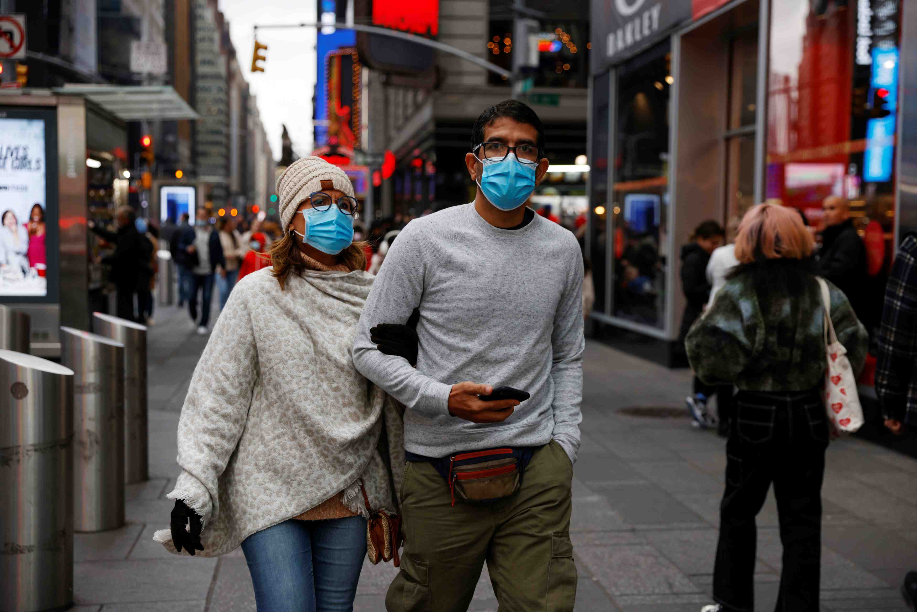 Etats-unis: le variant omicron present dans au moins 15 etats, selon les cdc