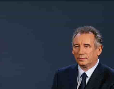 François Bayrou joue son va-tout à Pau