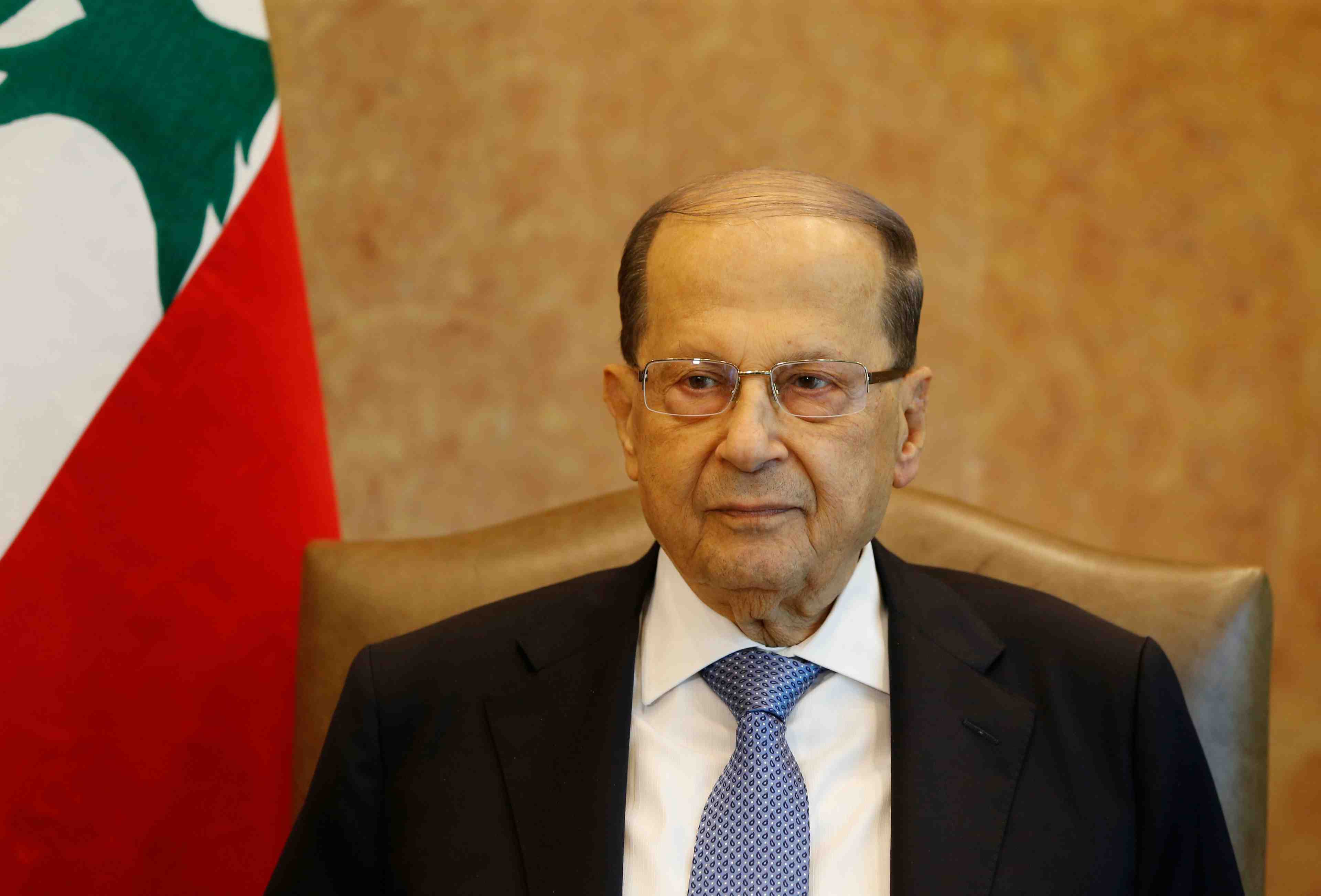 Michel aoun reclame le retour de saad hariri au liban