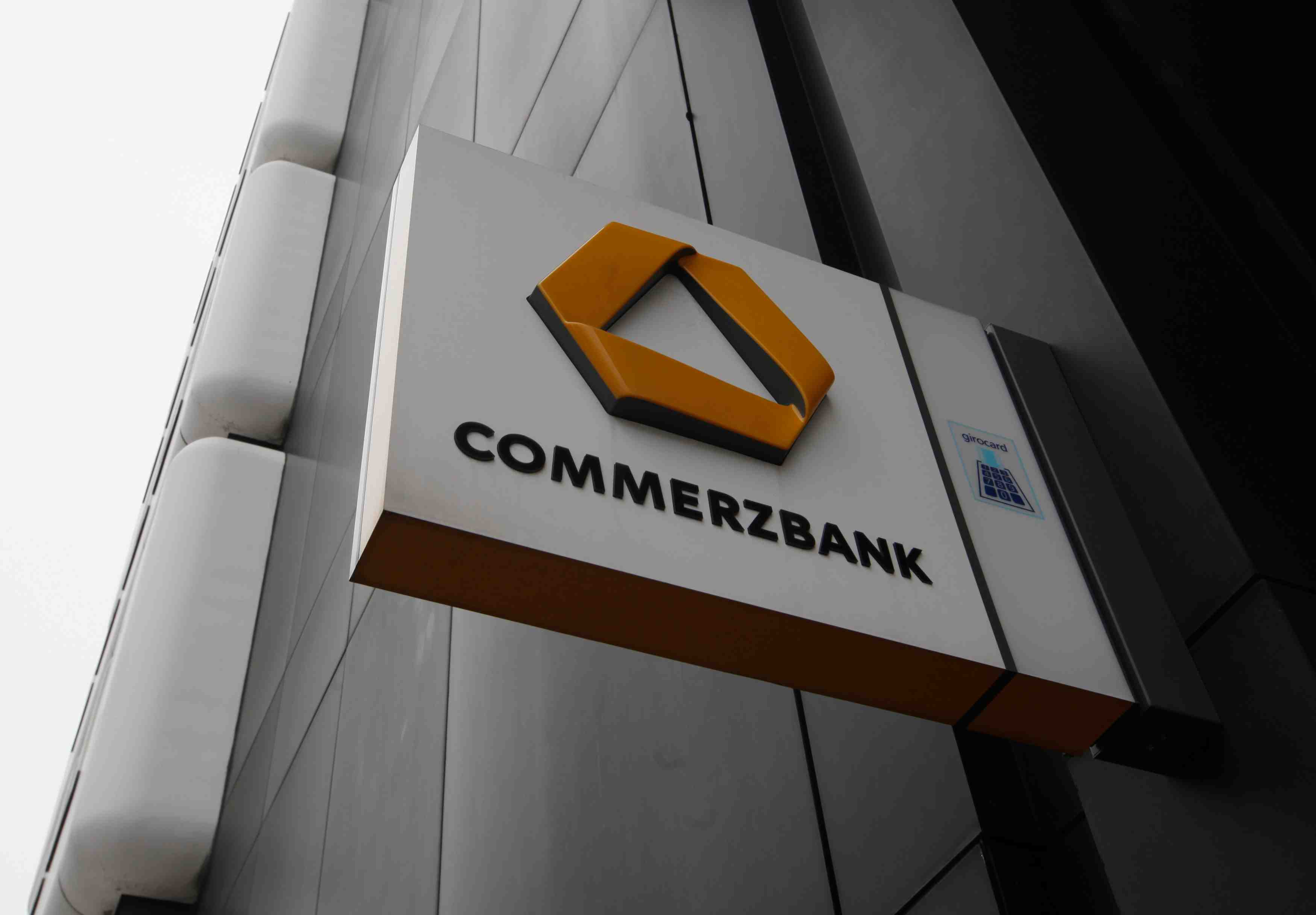 Commerzbank et d.bank pas d'accord sur le rythme des discussions de fusion