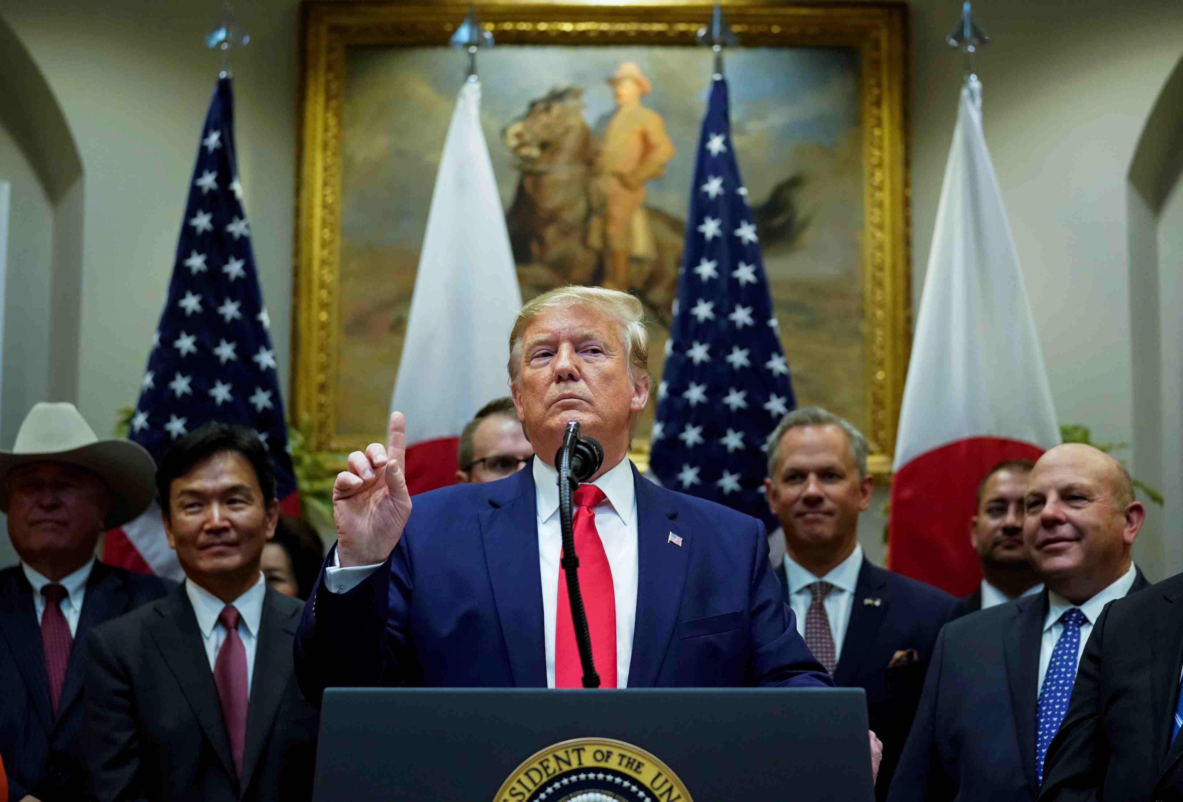 Syrie: trump pret a "detruire l'economie turque" si ankara agit "hors limite"