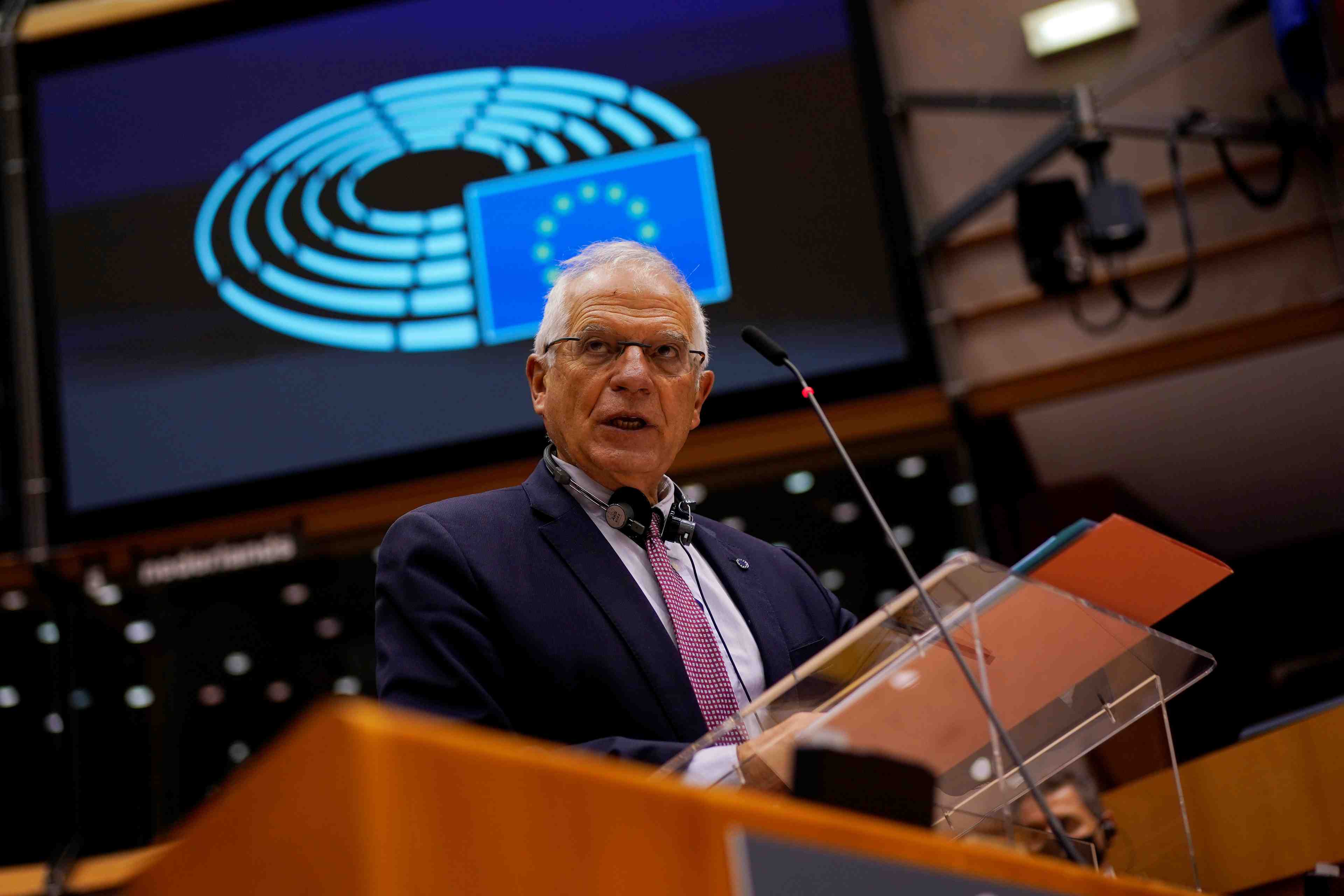 Usa: borrell se rejouit de l'arrivee d'un president "qui ne nous considere pas comme un ennemi"