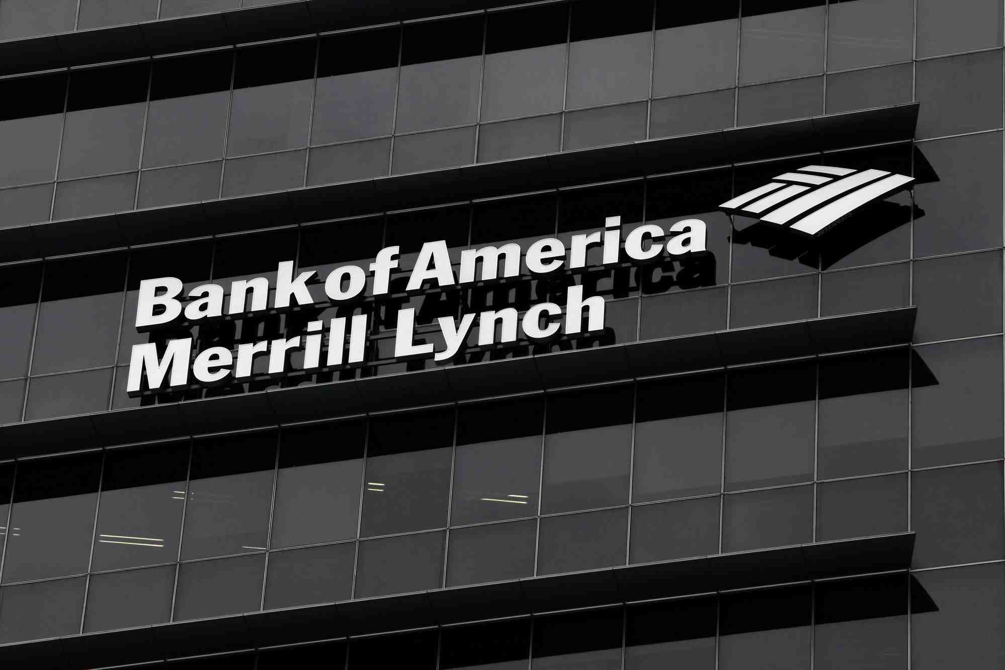 Une enseigne de la bank of america merrill lynch a singapour