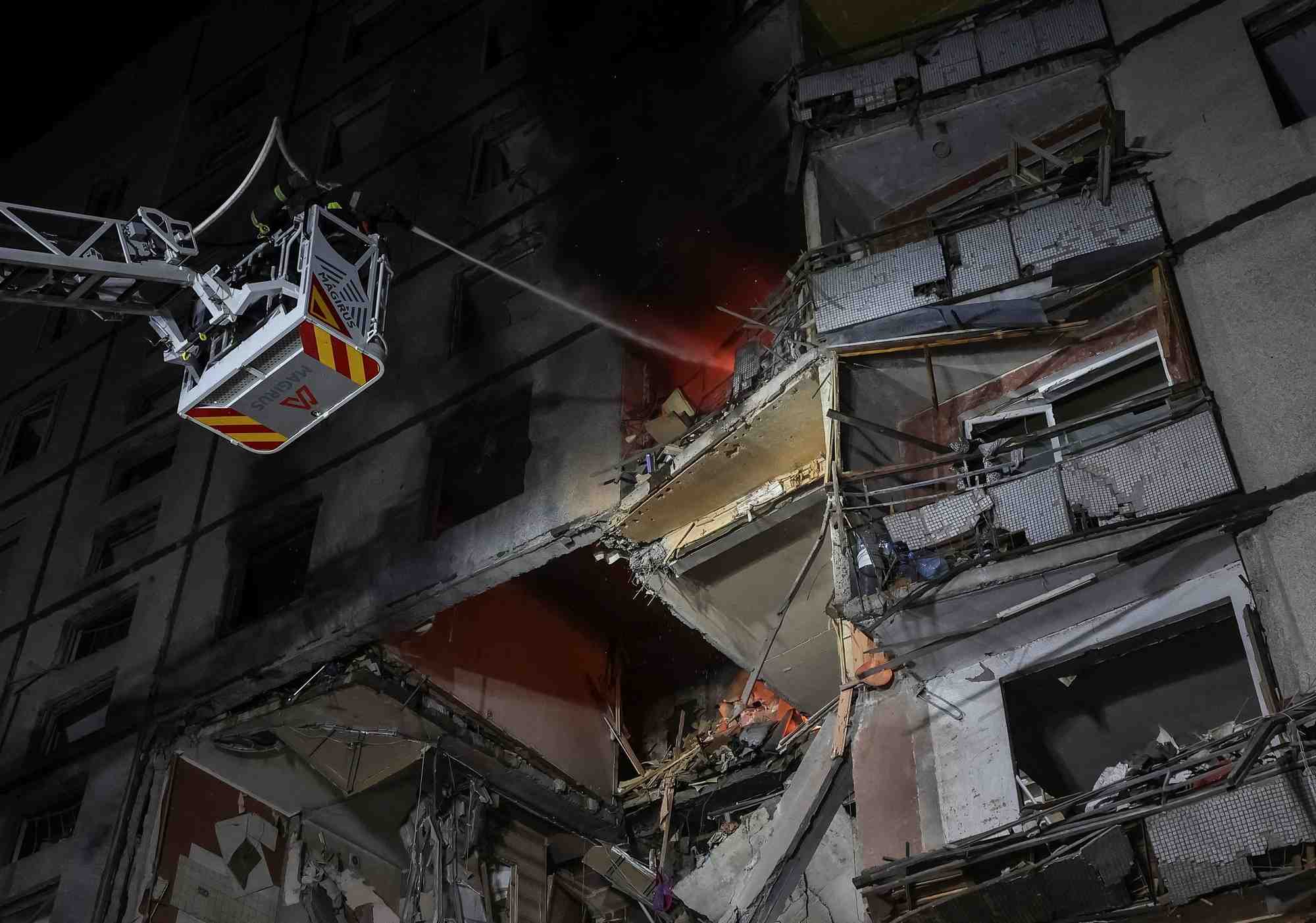 Consequences d'une frappe aerienne russe a kharkiv
